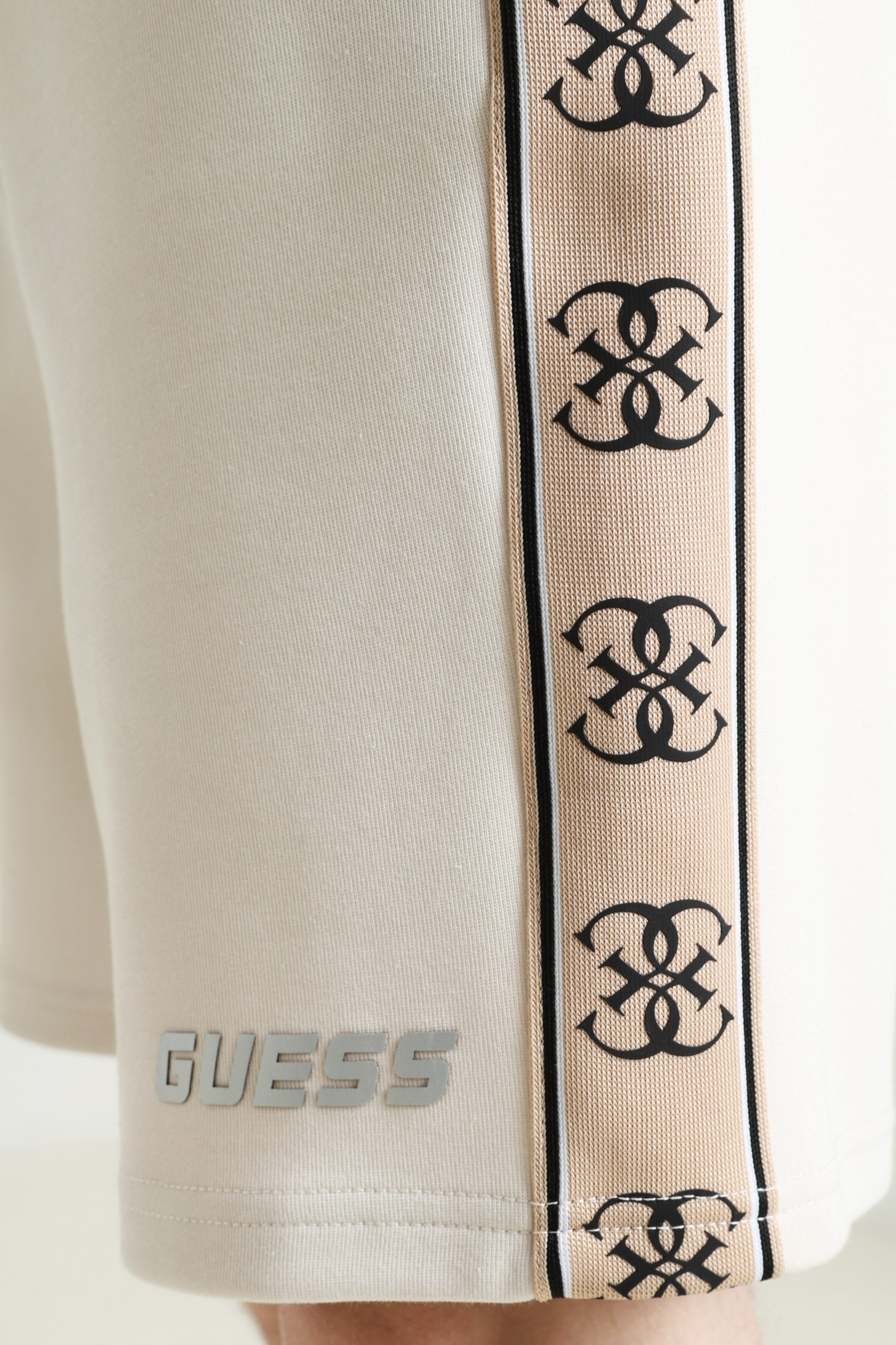 Mickey Sweatshorts - Muted Stone