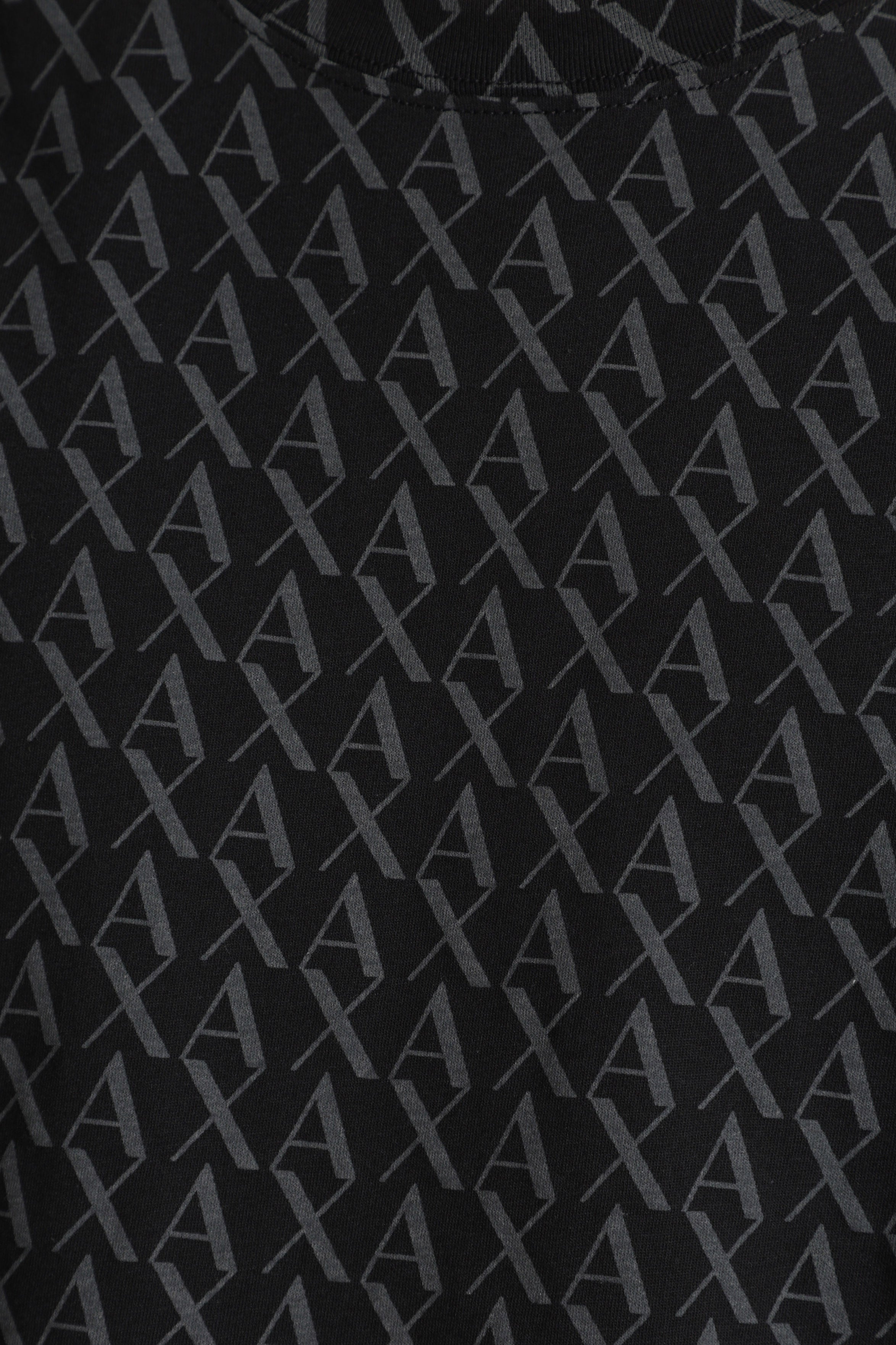 T-Shirt - Black