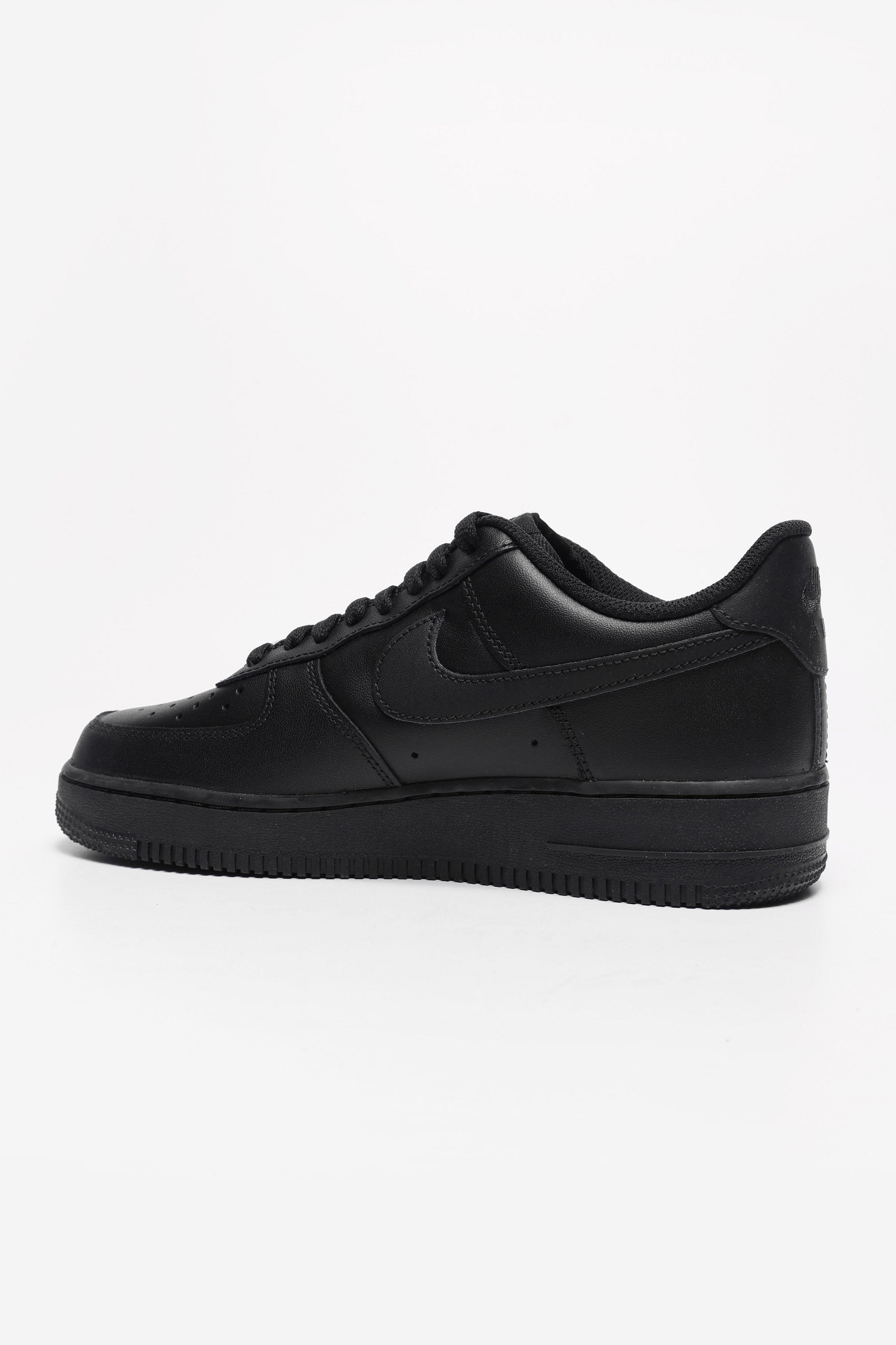Air Force 1 '07 Sneaker - Black