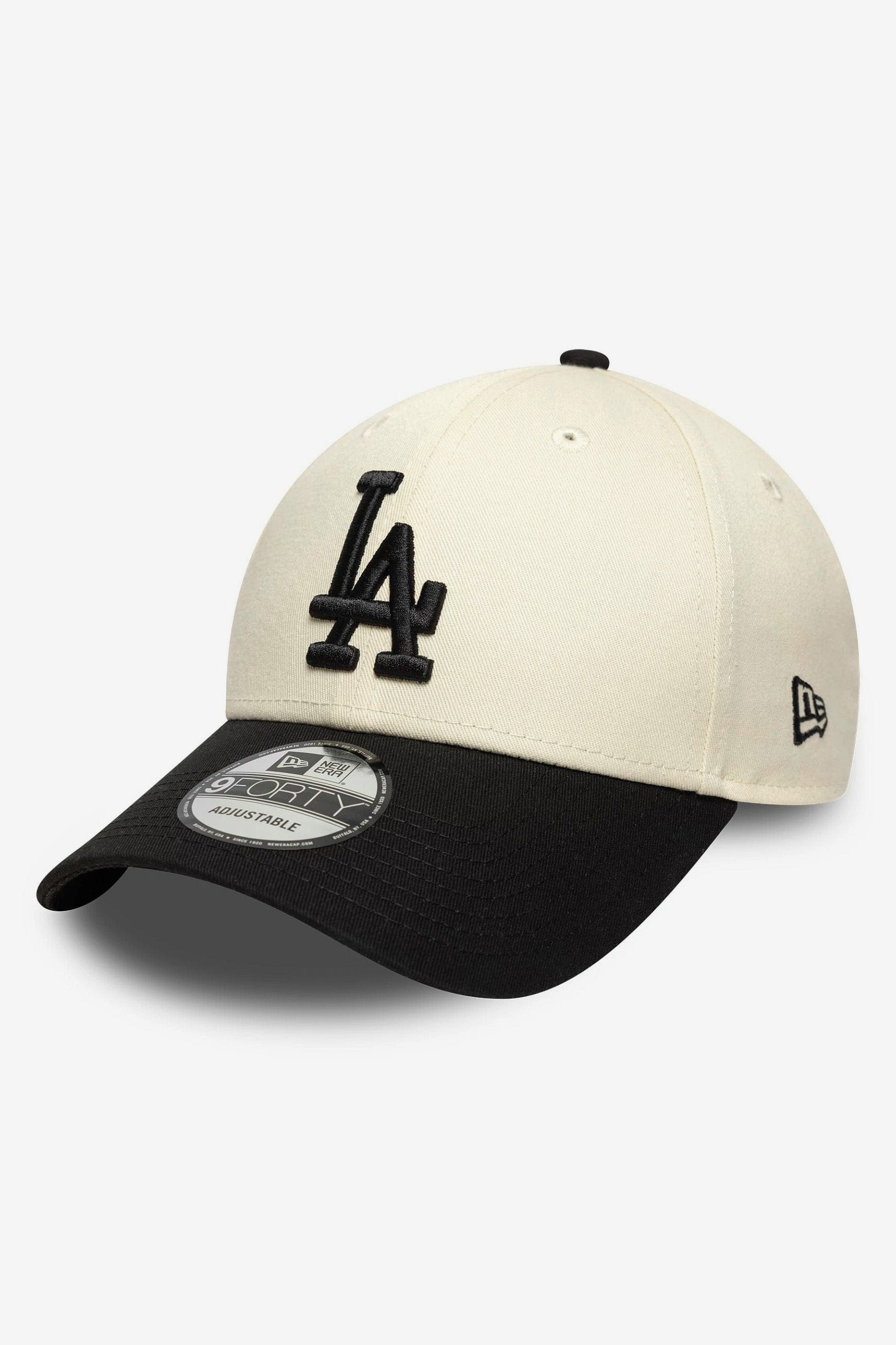 9Forty Cap / Strapback - Offwhite + Black