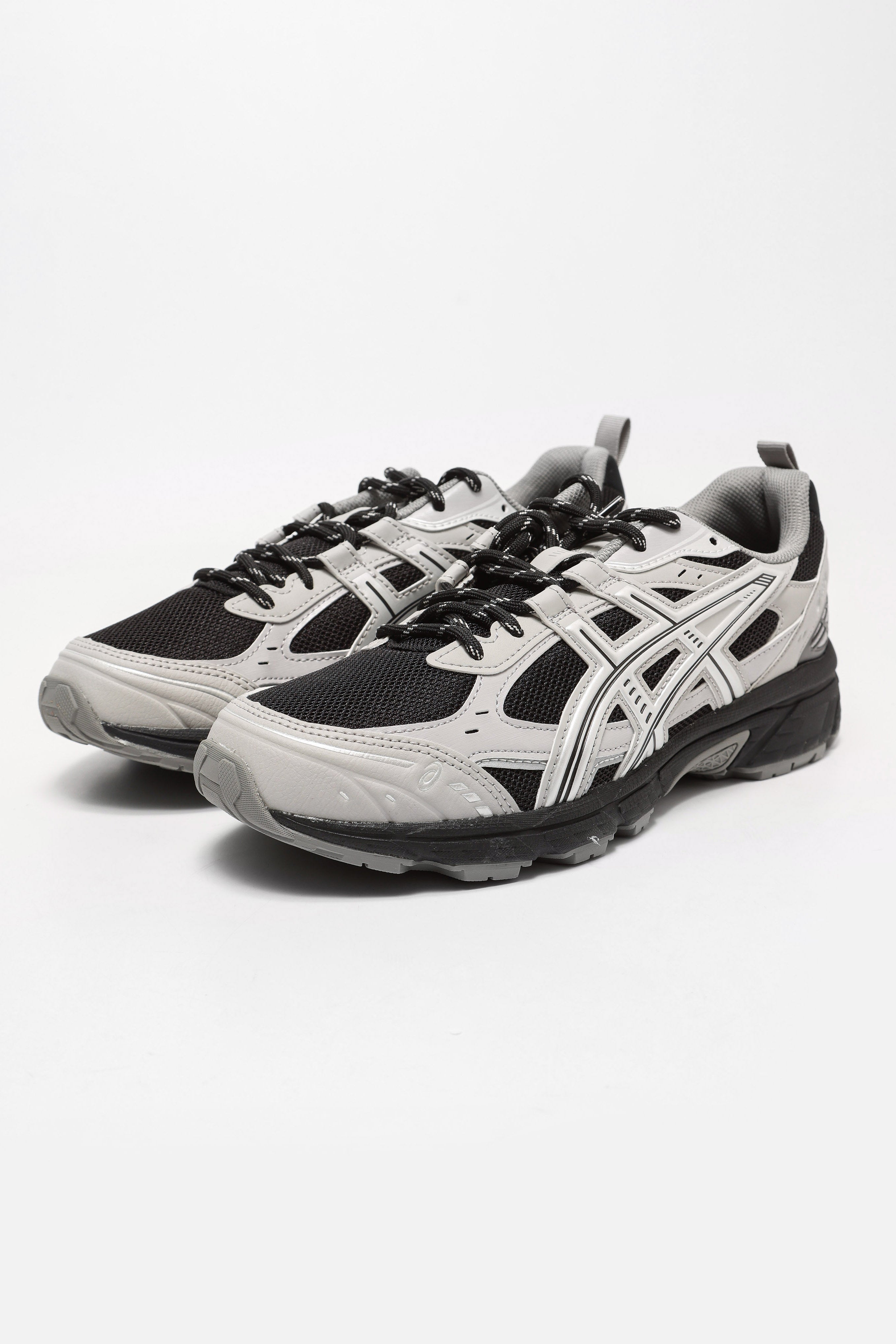 Gel-Nunobiki Sneaker - Grey + Black