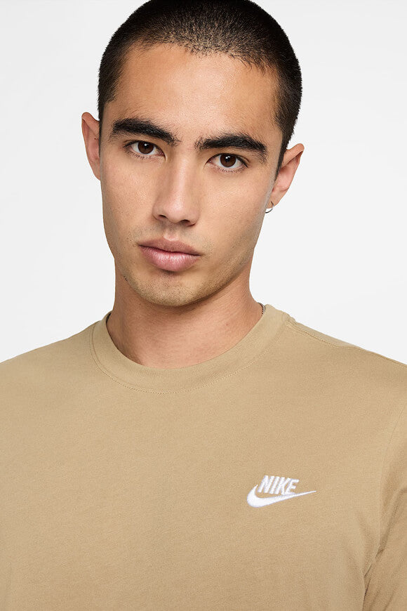 Sportswear Club T-Shirt - Parachute Beige