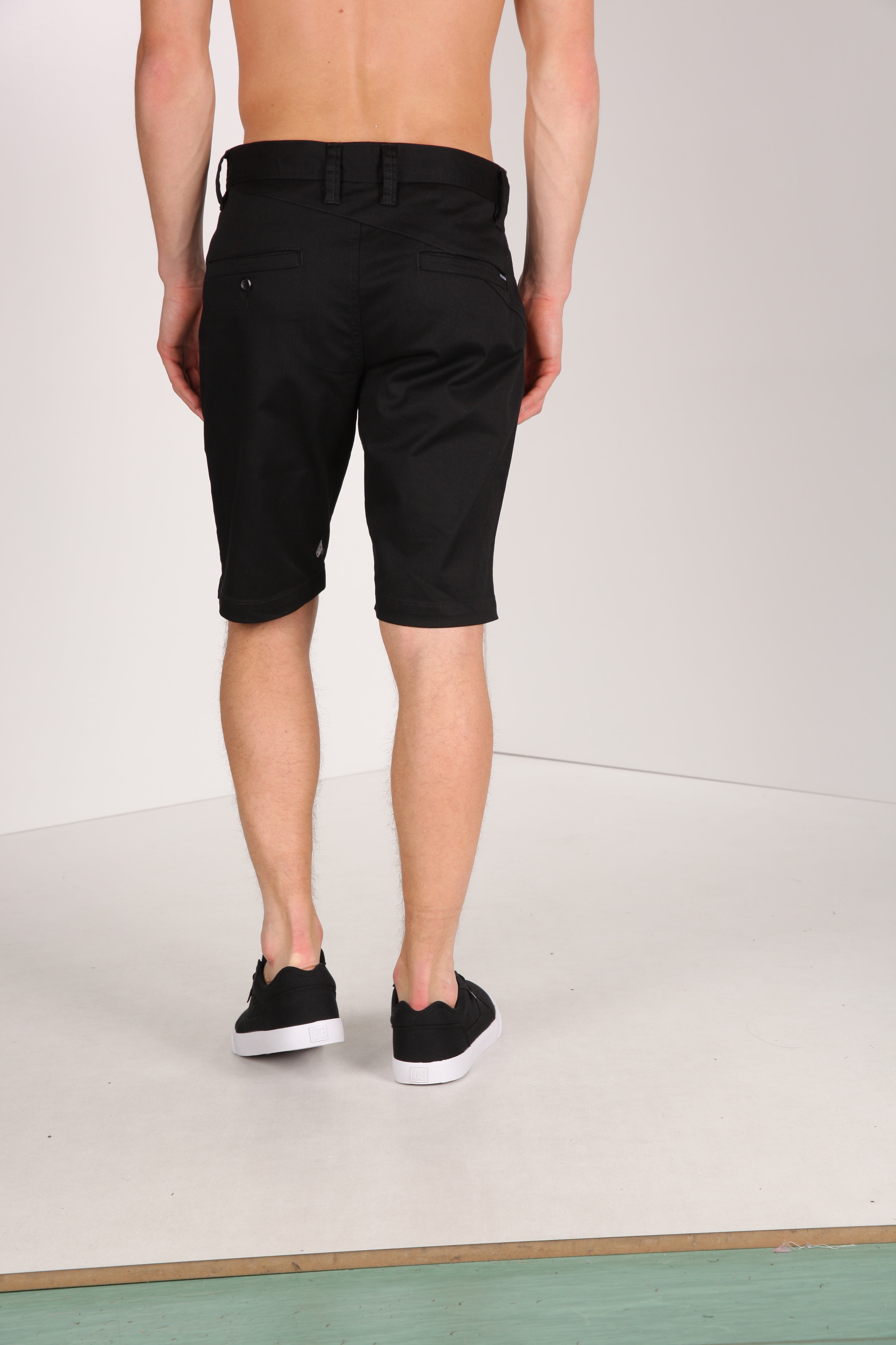 Chino Shorts - Schwarz