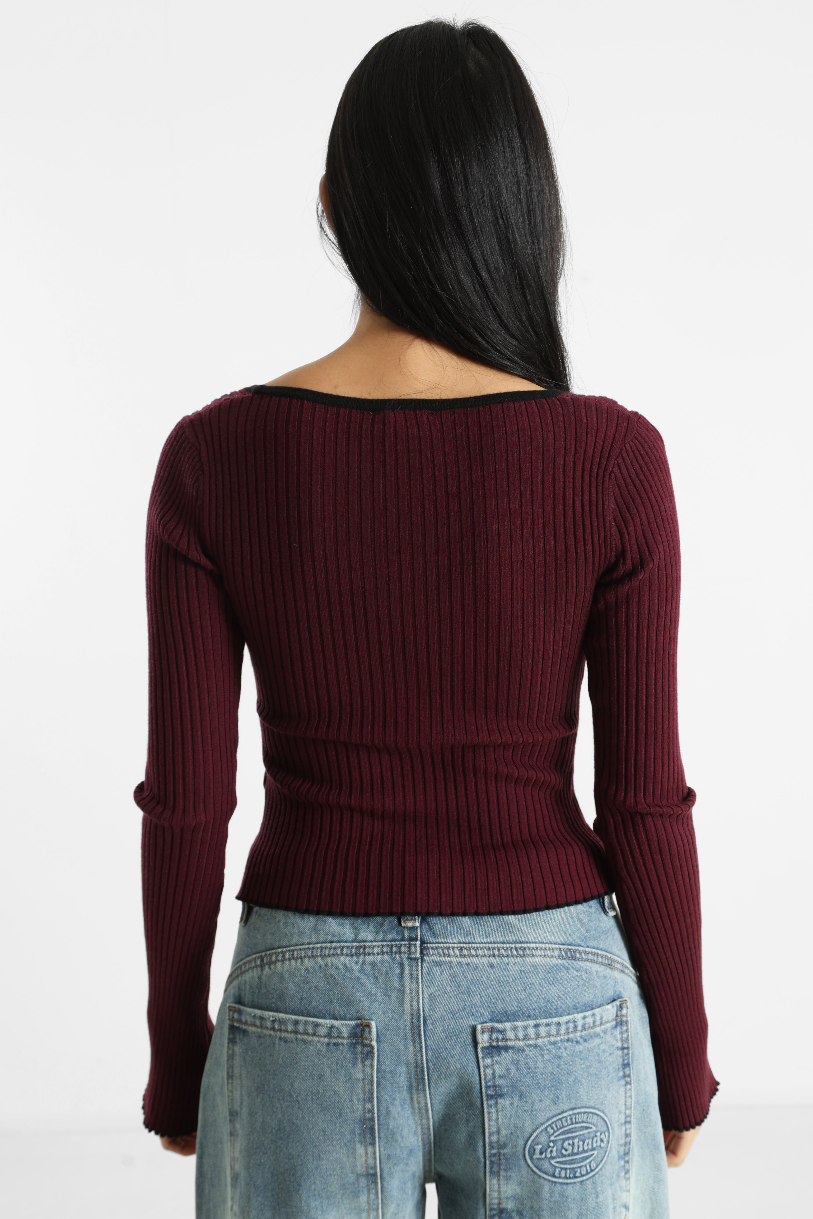 Gerippter Crop Feinstrickpullover - Bordeaux + Schwarz