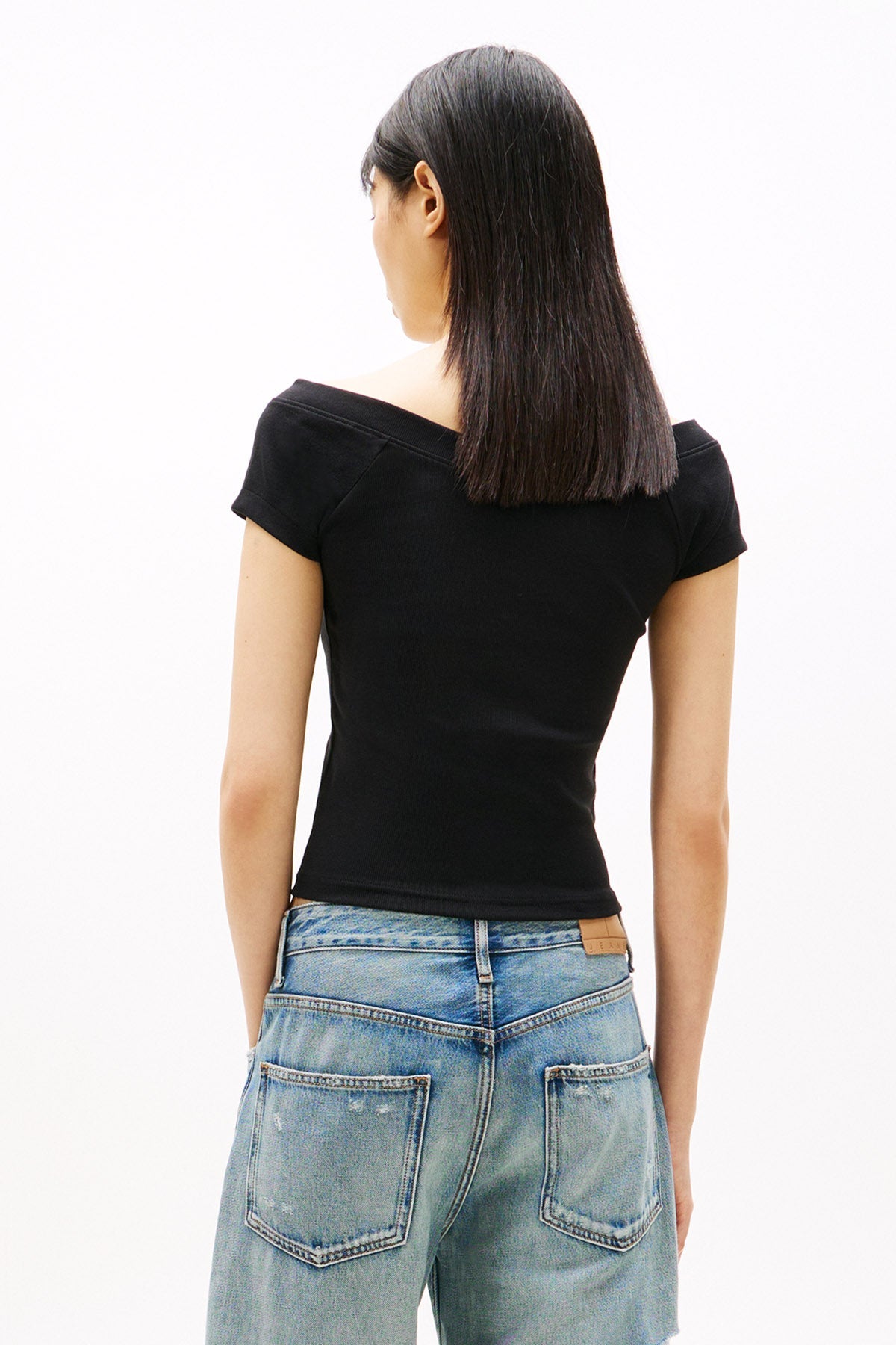 Off Shoulder Crop T-Shirt - Black