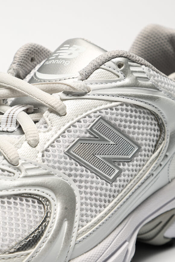 MR530 Sneaker - Weiss + Silber