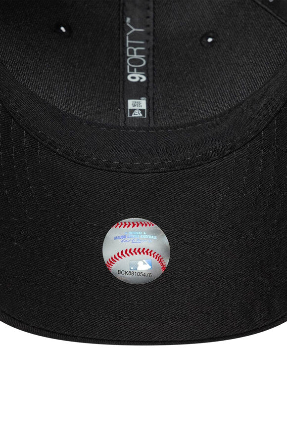 9Forty Cap / Snapback - Black