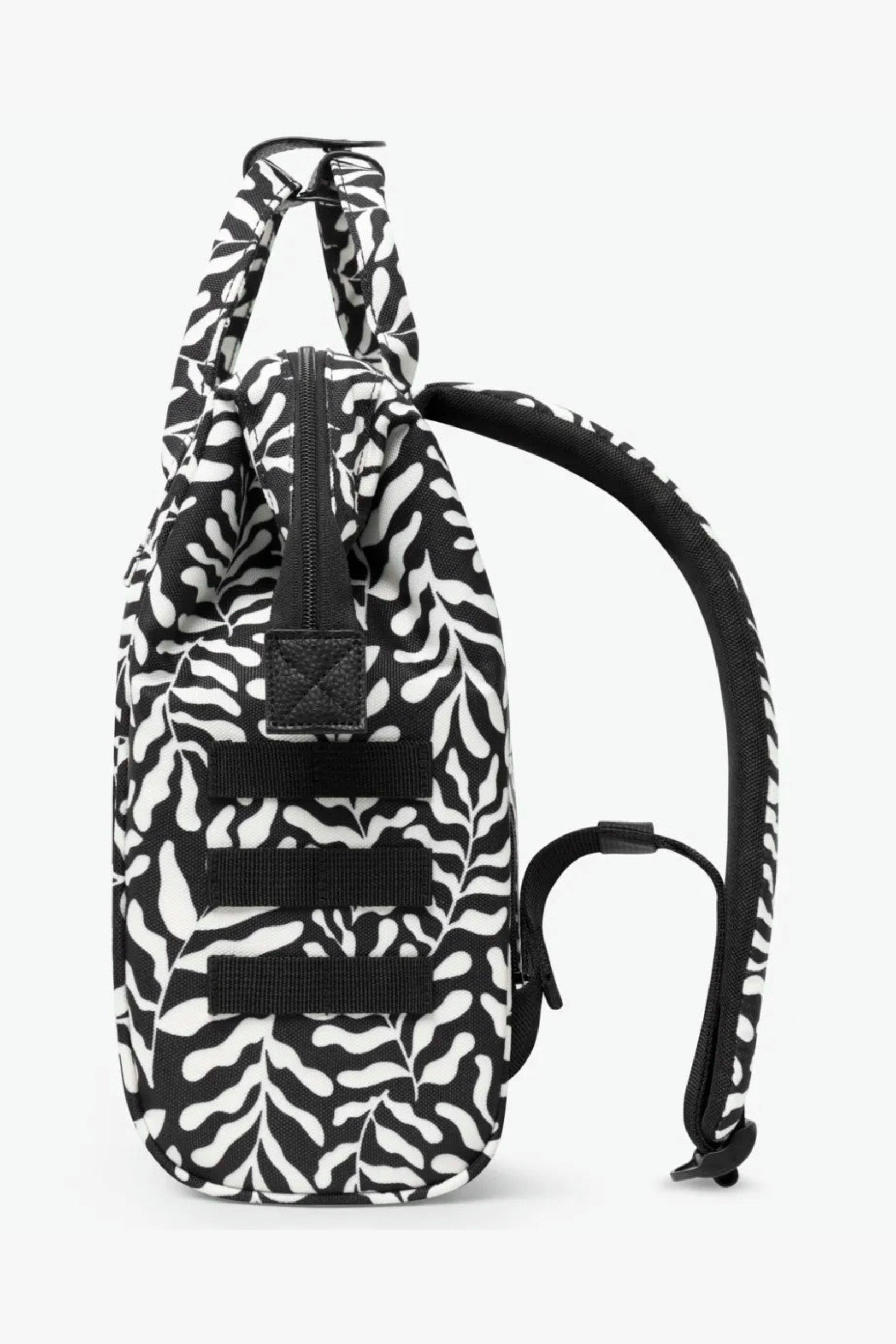Luanda Rucksack 12L - Black + White