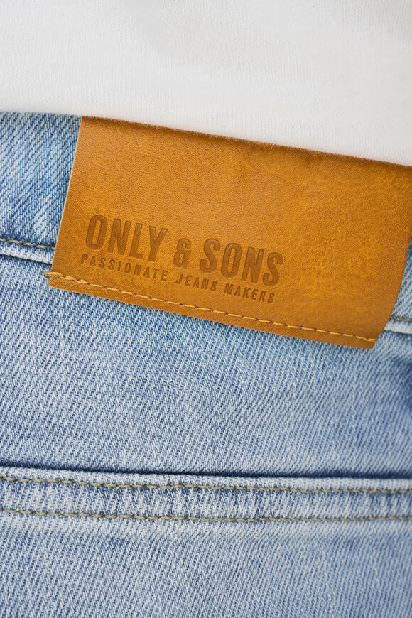 Weft Regular Fit Jeans L32 - Light Blue