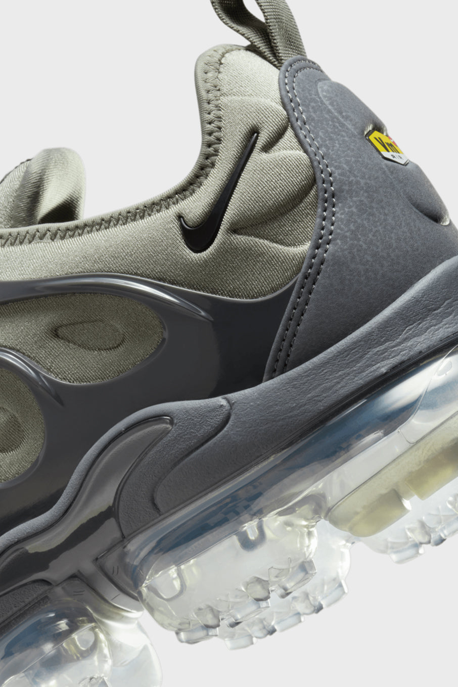 Air Vapormax Plus Sneaker - Dark Stucco + Dark Grey