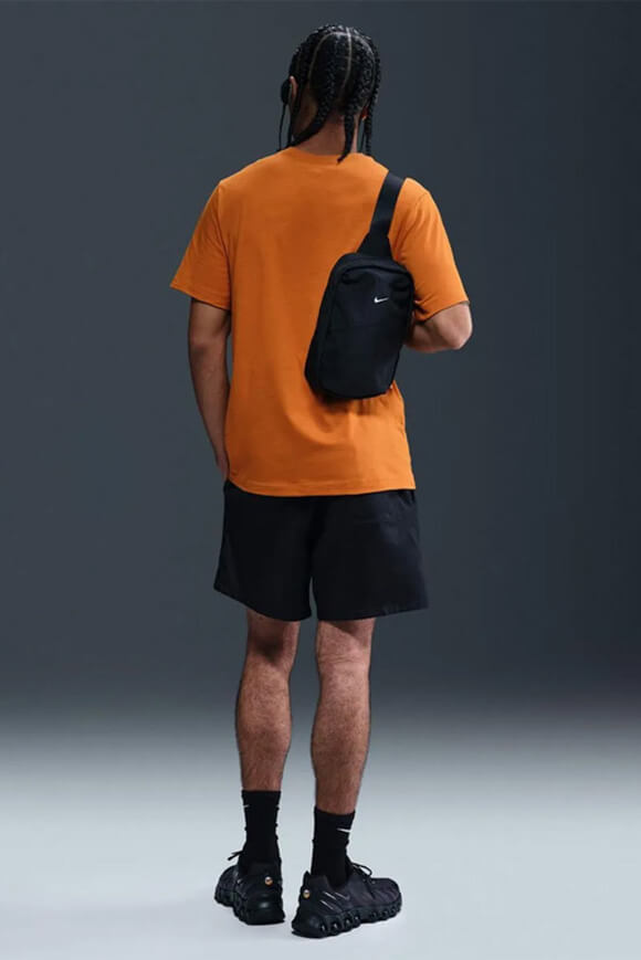 Sportswear Club T-Shirt - Monarch