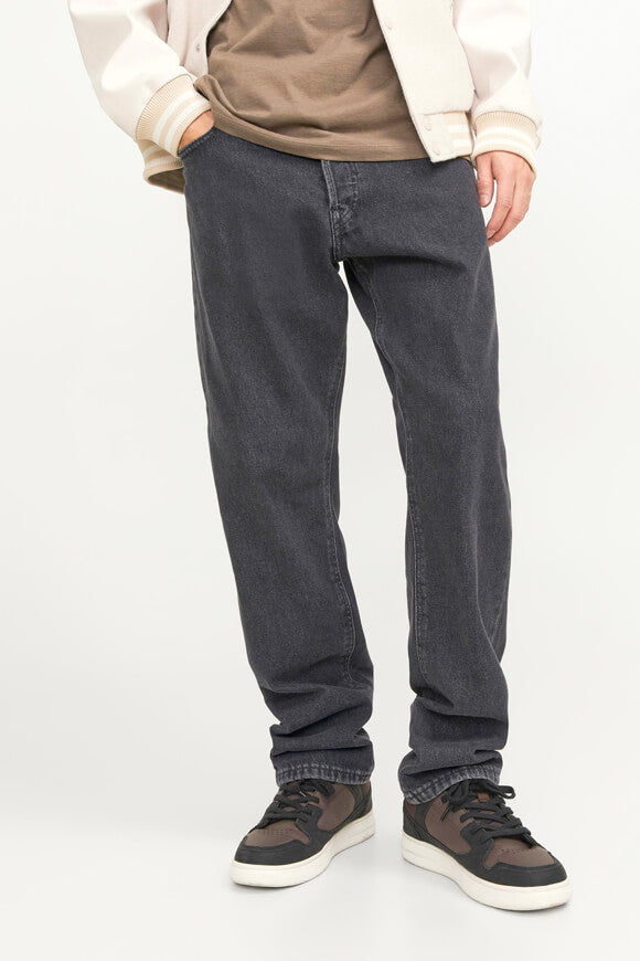 Chris Relaxed Fit Jeans L32 - Washed Black