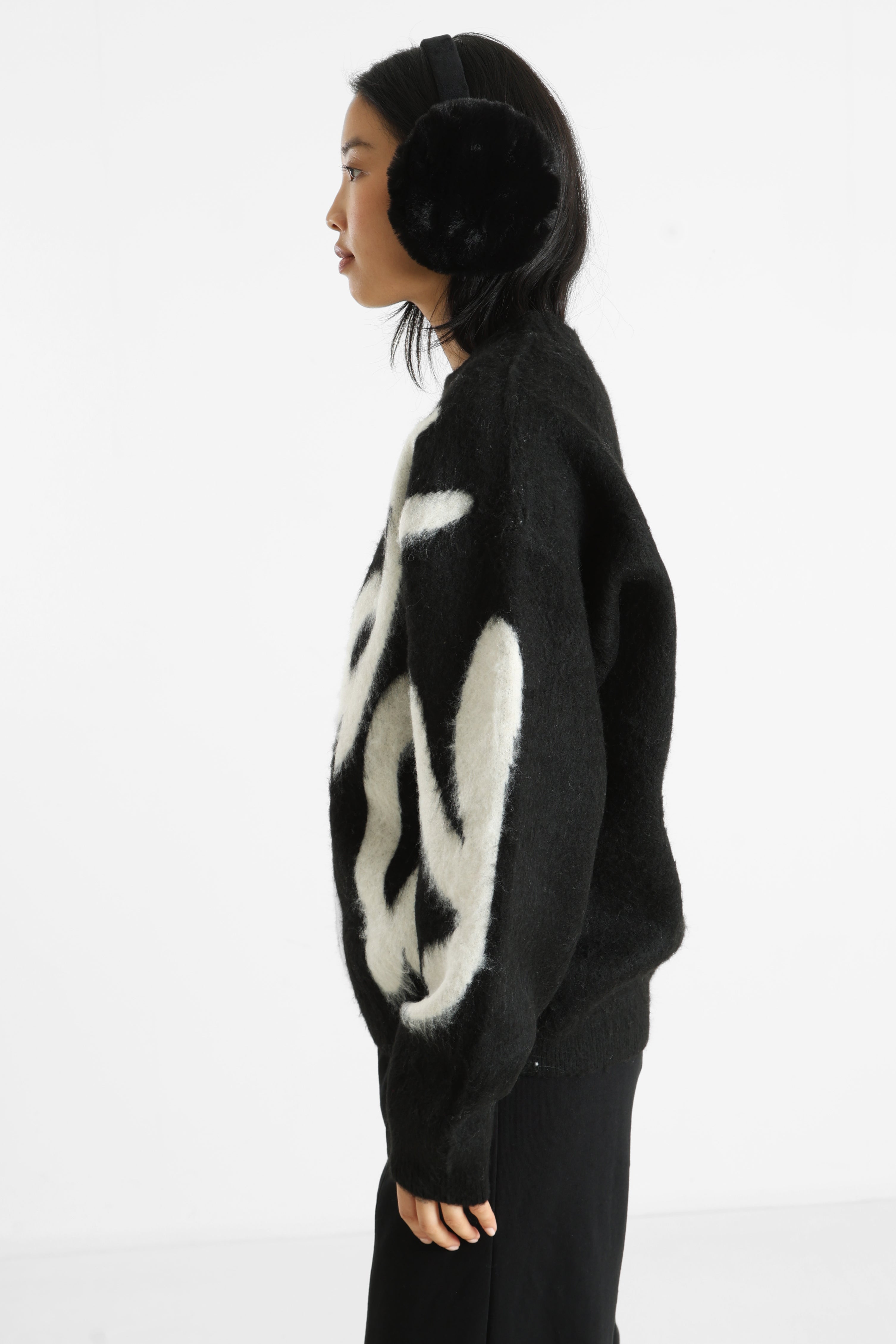 Oversize Grobstrickpullover - Schwarz + Offwhite