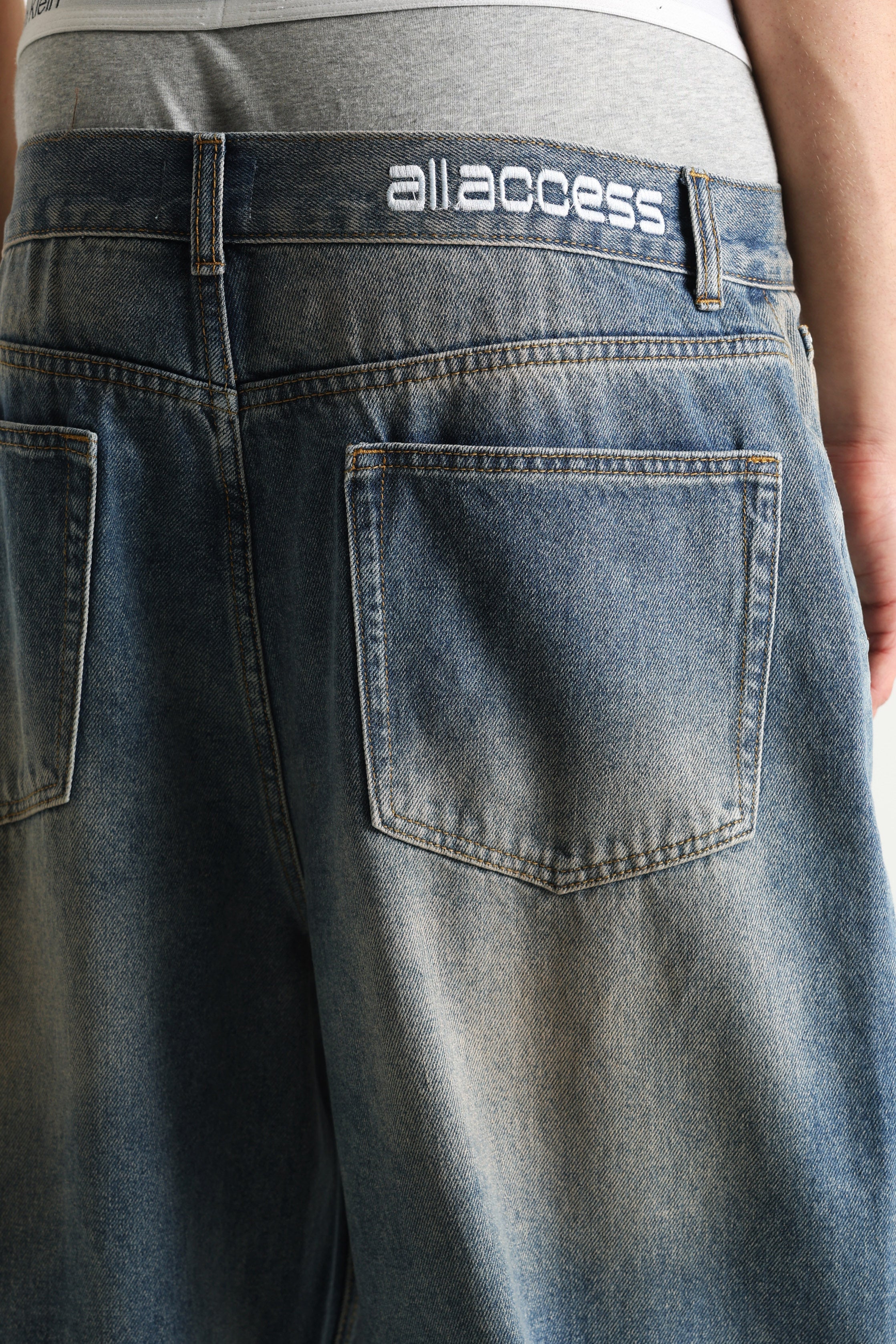 Extra Baggy Fit Jeans - Hellblau Wash
