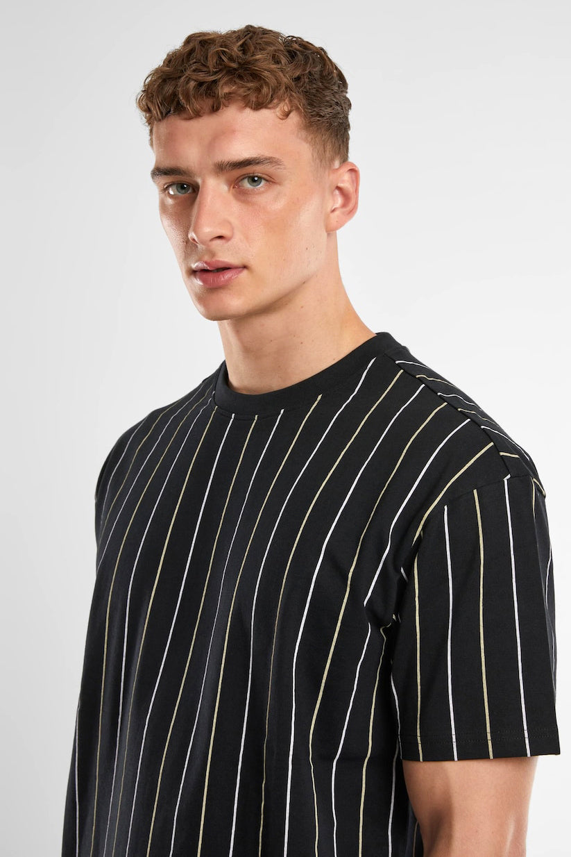 T-Shirt - Black