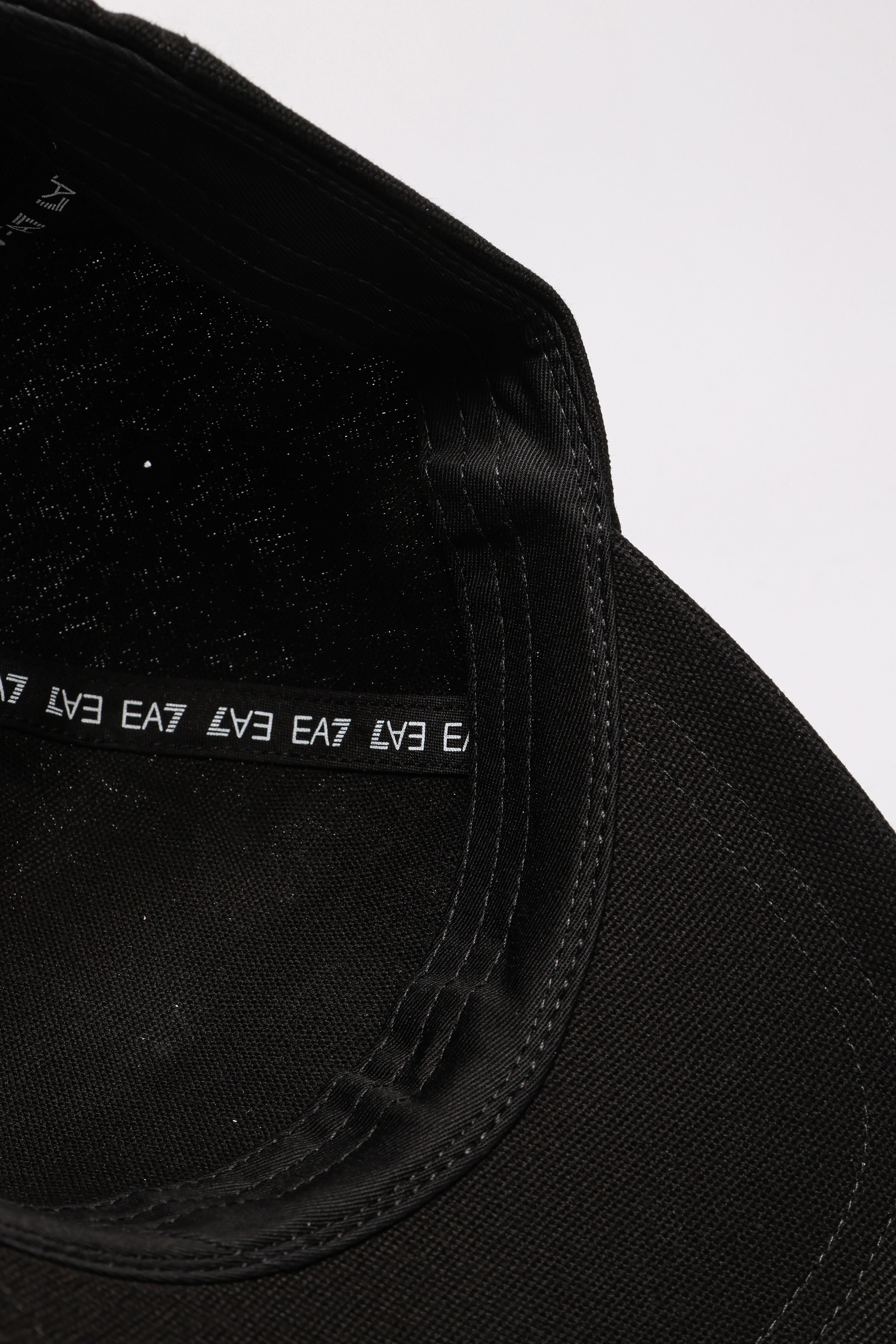 Strapback Cap - Black
