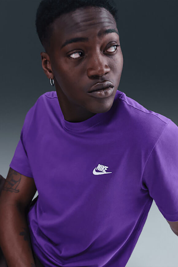 Sportswear Club T-Shirt - Purple