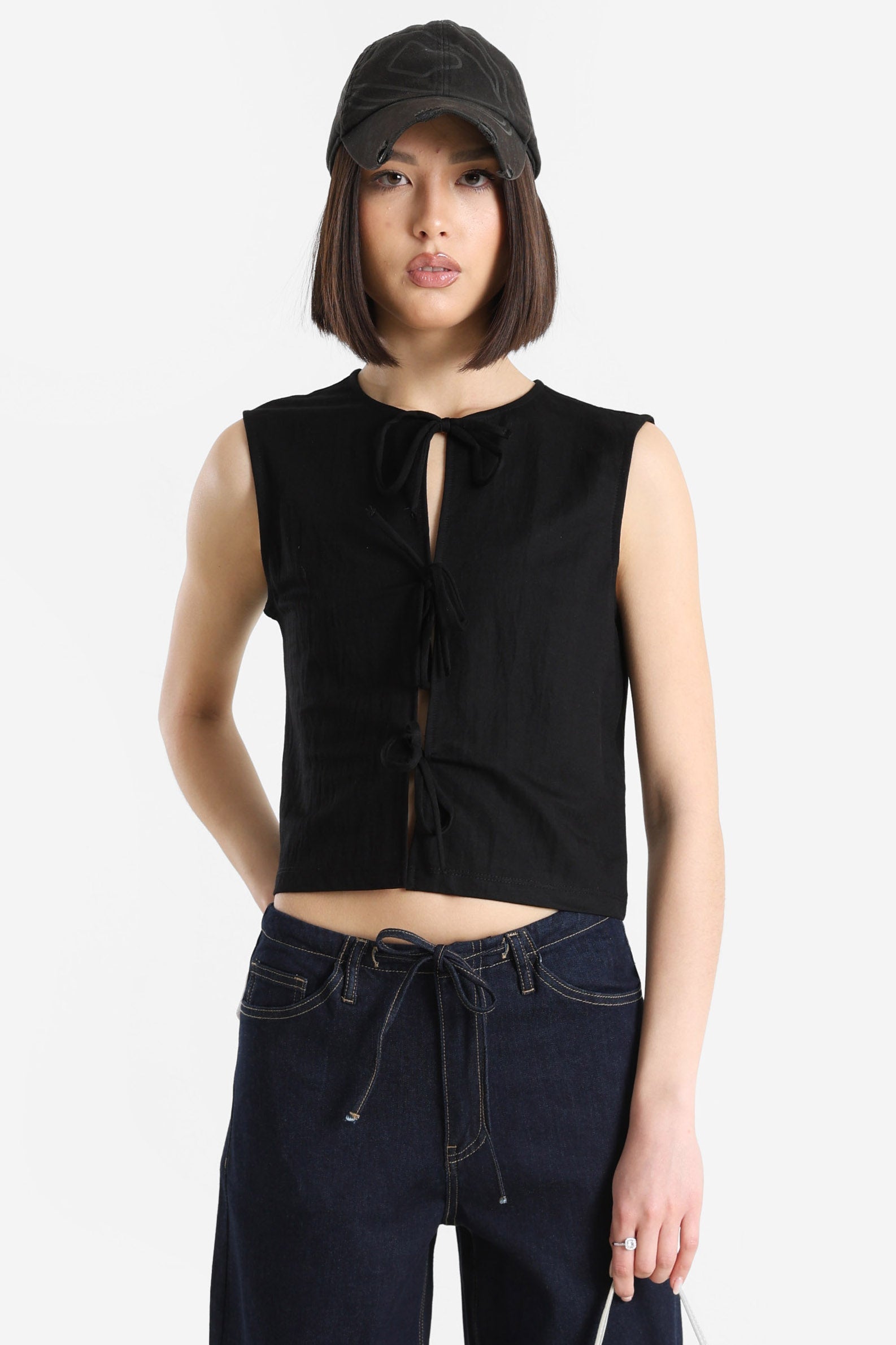 ONLSAKURA Crop Top - Black