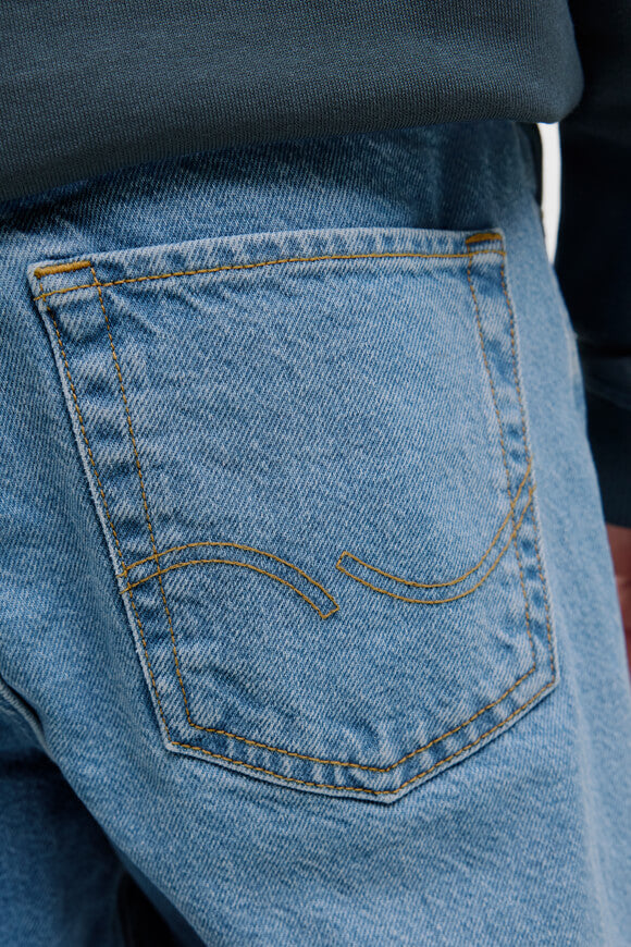 Chris Relaxed Fit Jeans - Blue