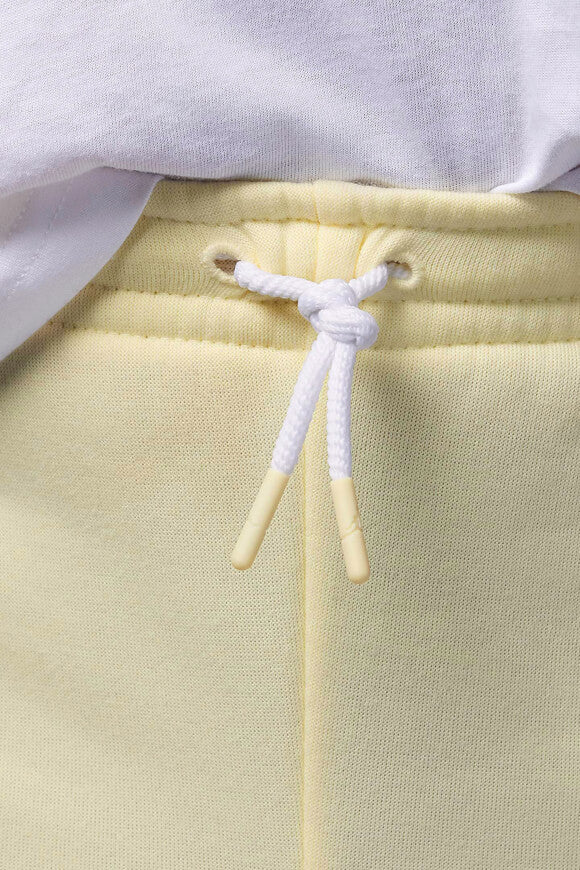 Air Sweatshorts - Legend Sand