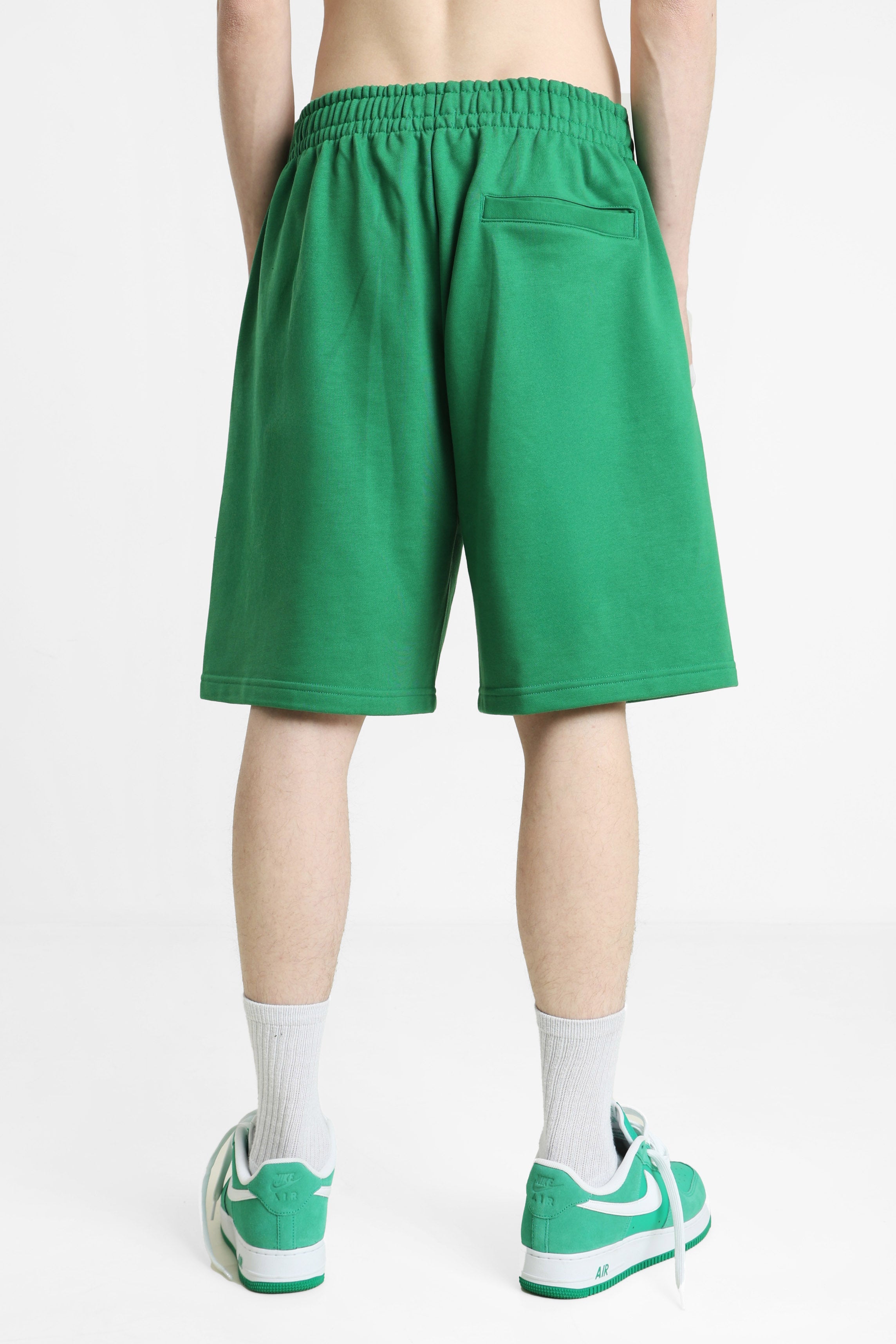 Sweatshorts - Grün