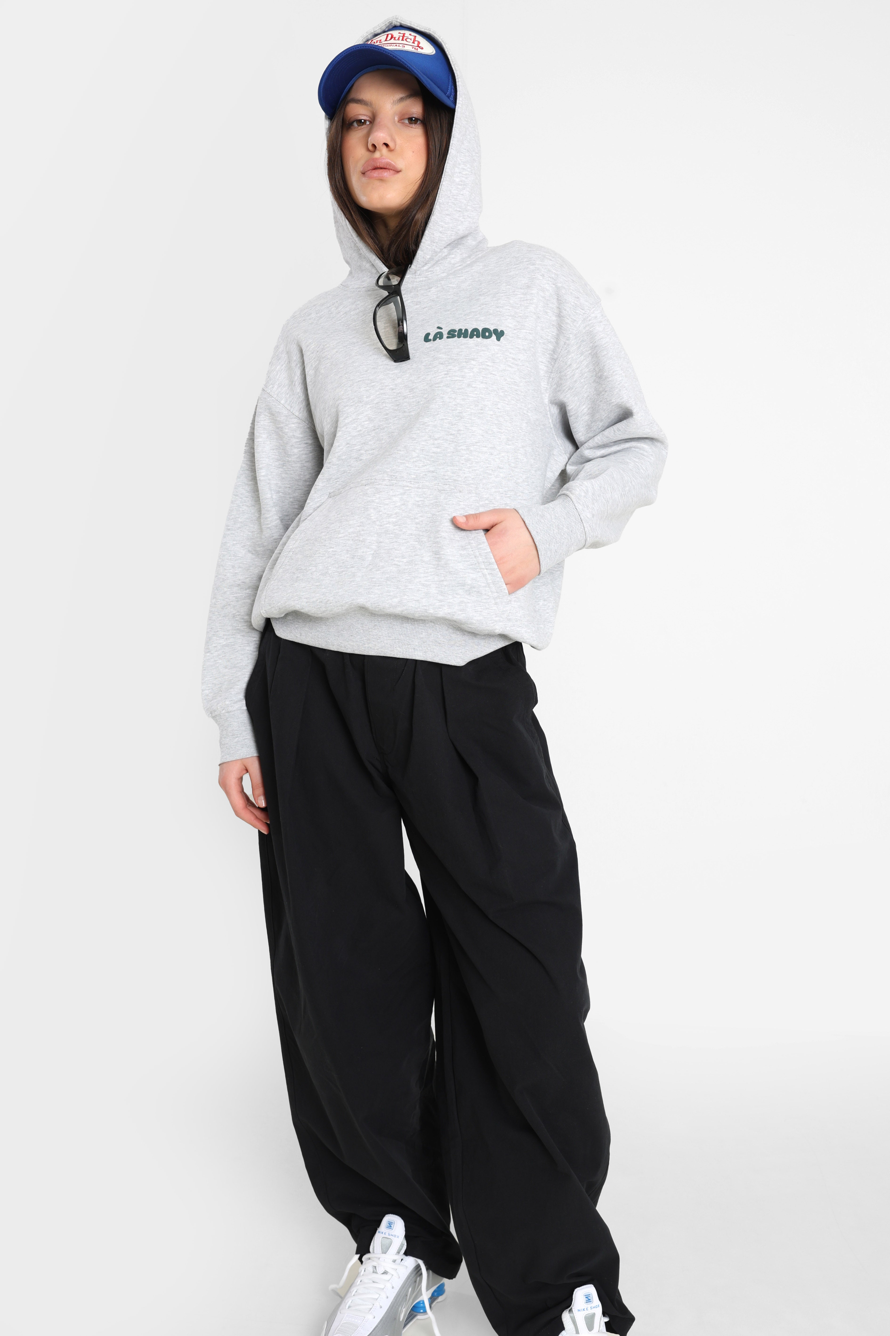 Kapuzensweatshirt - Grau