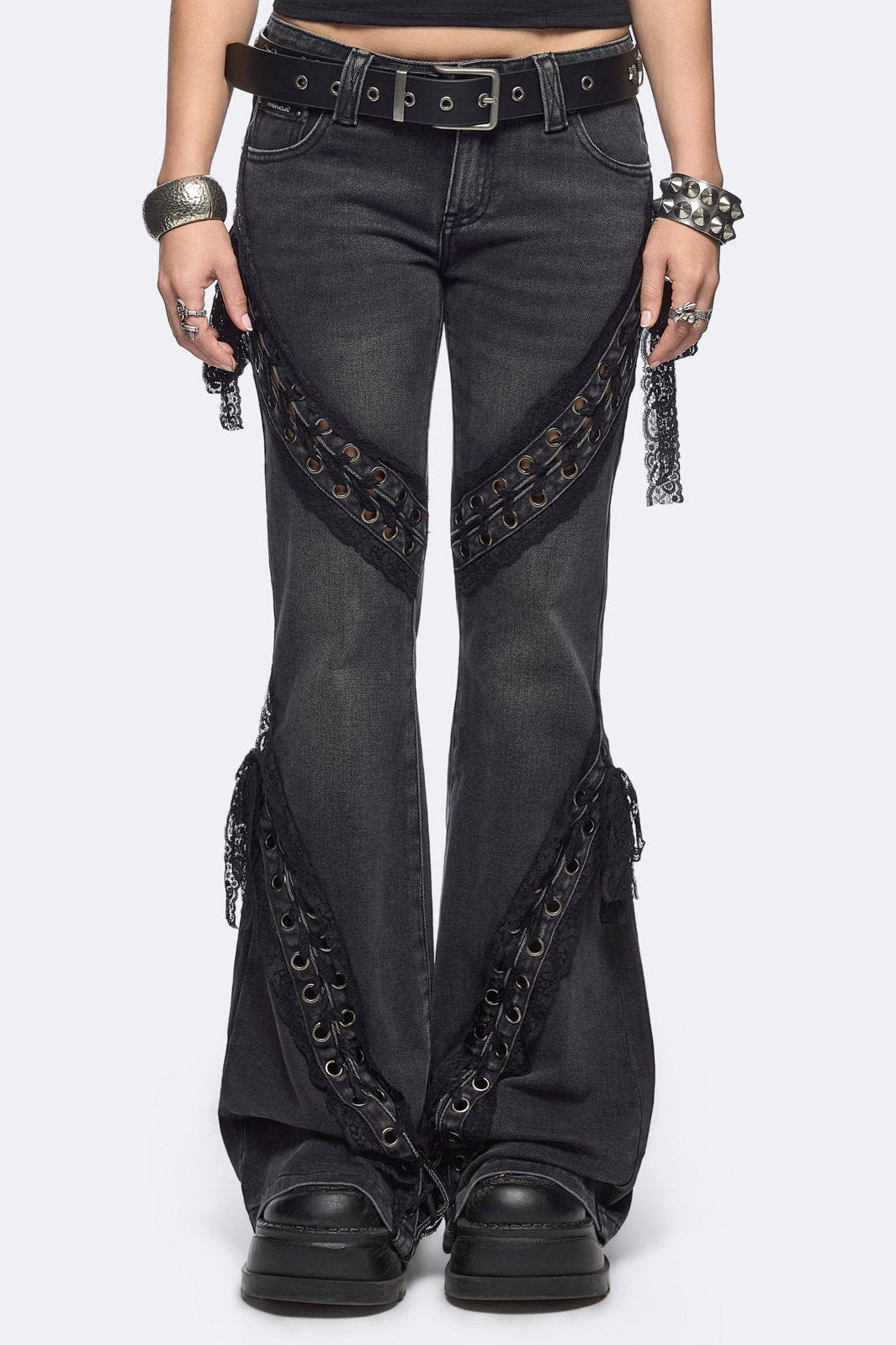 Dreya Flared Jeans - Black Washed