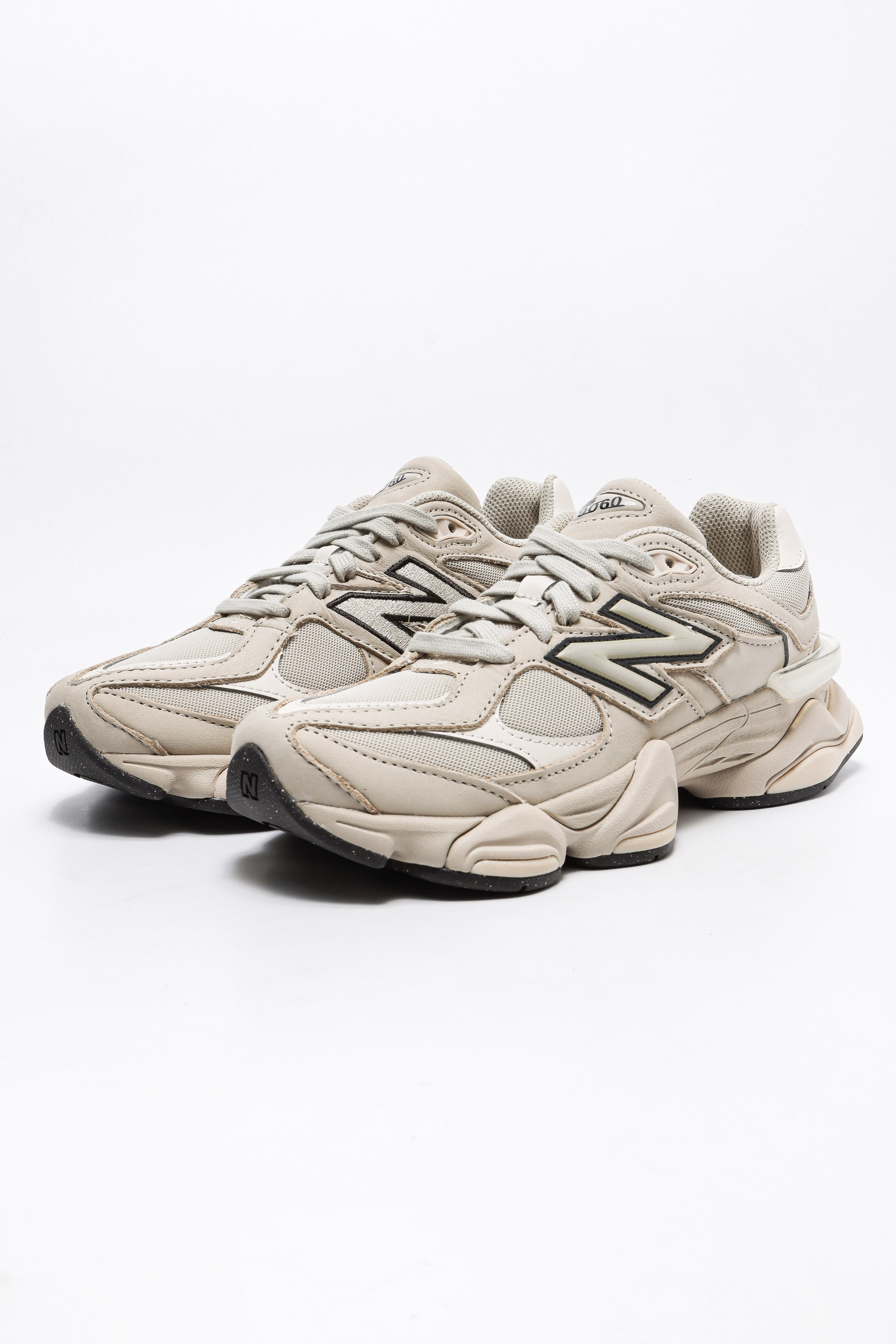 9060 Sneaker - Stone + Beige