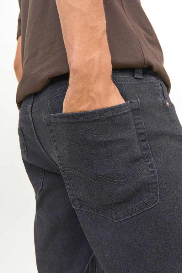 Glenn Slim Fit Jeans L32 - Black