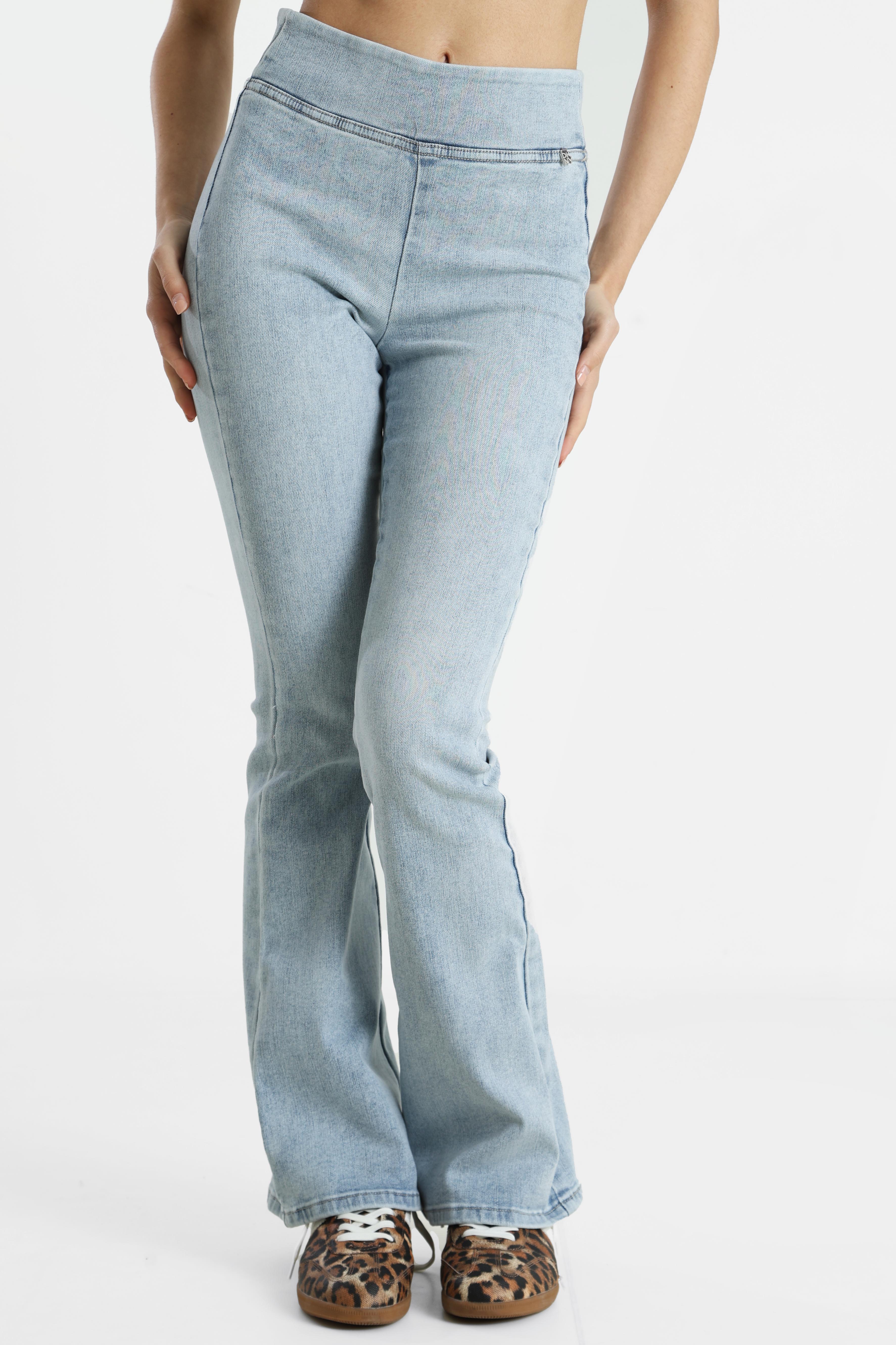 Flared Fit Jeans - Light Blue Denim