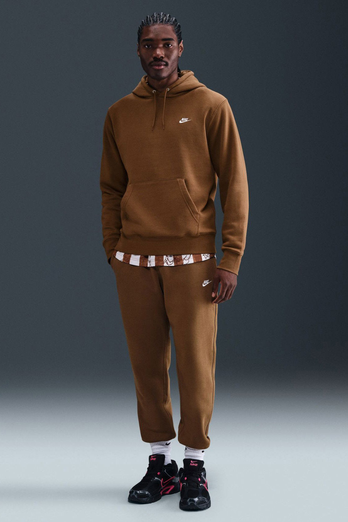 Sportswear Club Fleece Sweathose - Mosswood Brown