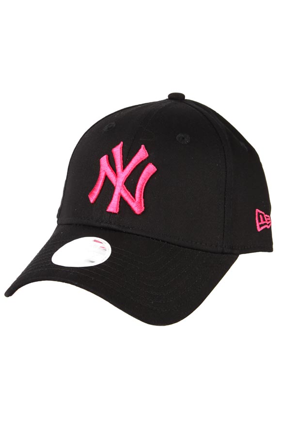 9Forty Cap / Strapback - Schwarz + Pink
