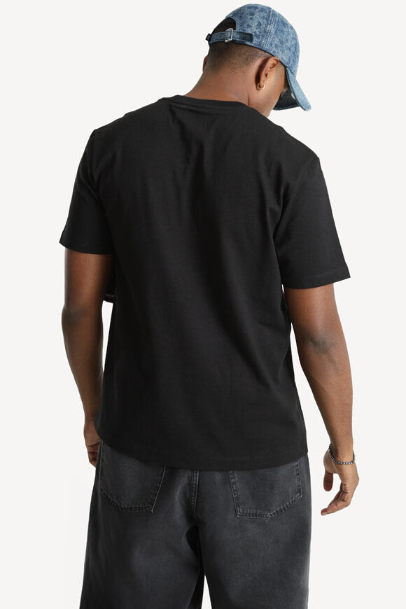 T-Shirt - Jet Black