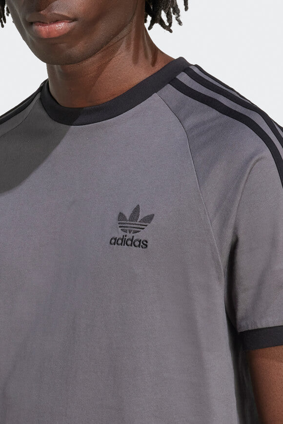 Adicolor Classics 3-Stripes T-Shirt - Grey Five