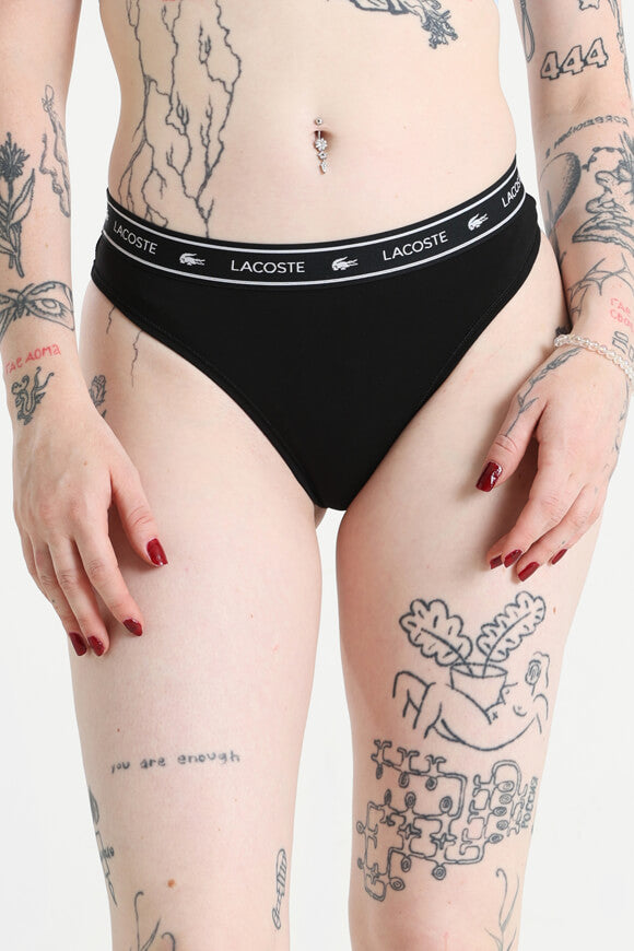 String - Black