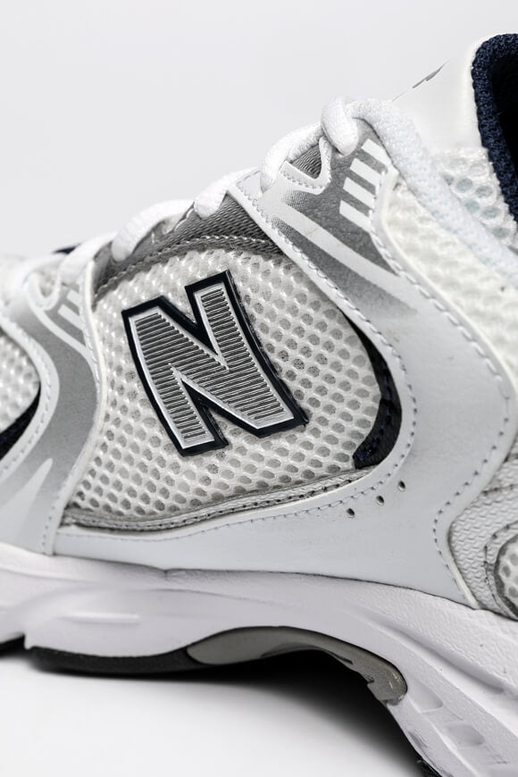 MR530 Sneaker - Weiss + Blau
