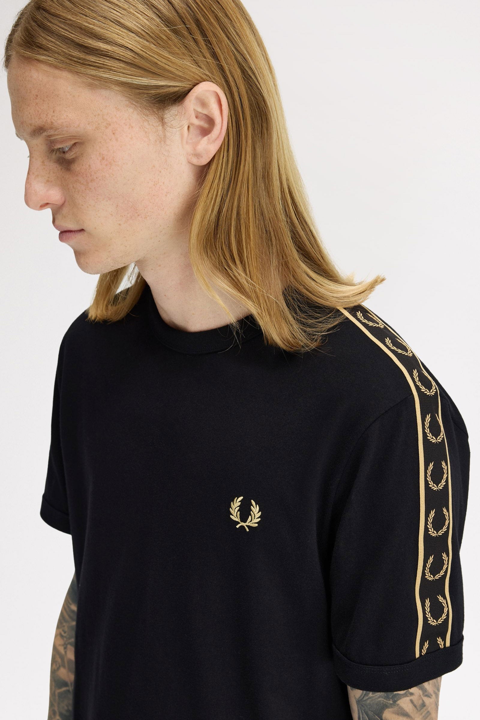 Contrast Tape Ringer T-Shirt - Black