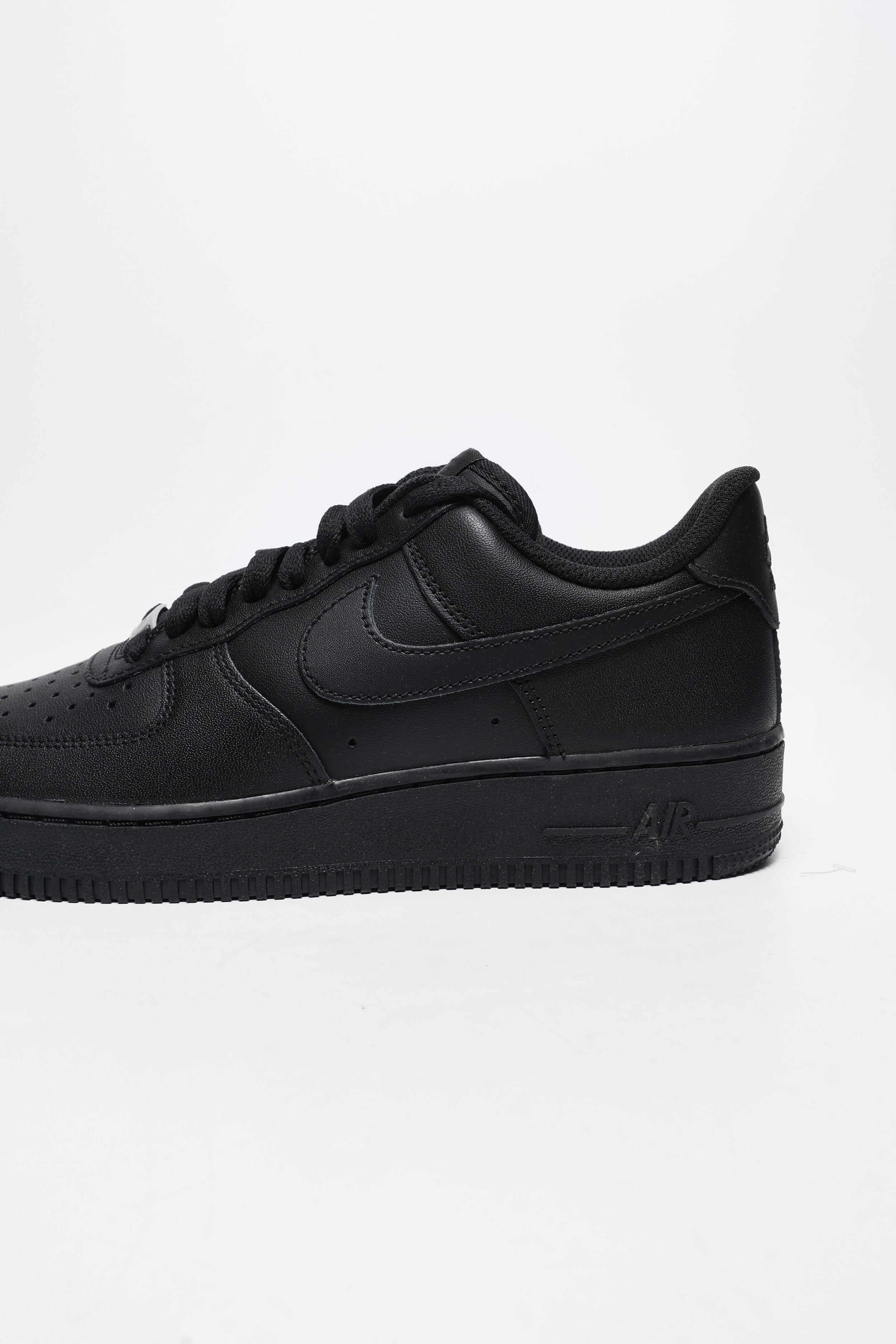 Air Force 1 '07 Sneaker - Black