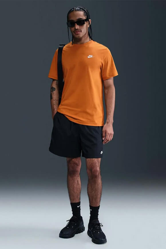 Sportswear Club T-Shirt - Monarch