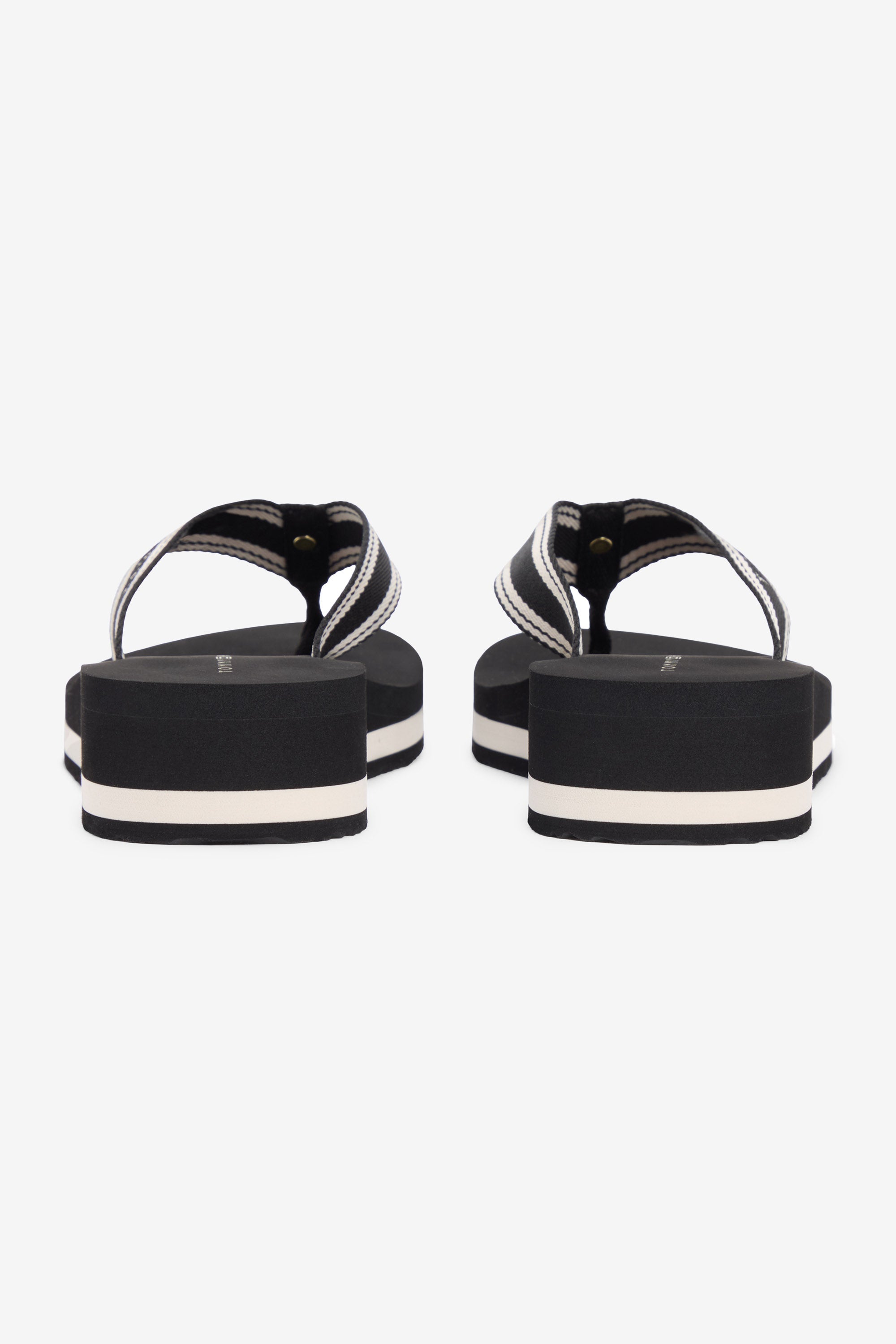 Flip Flops mit Keilabsatz - Black