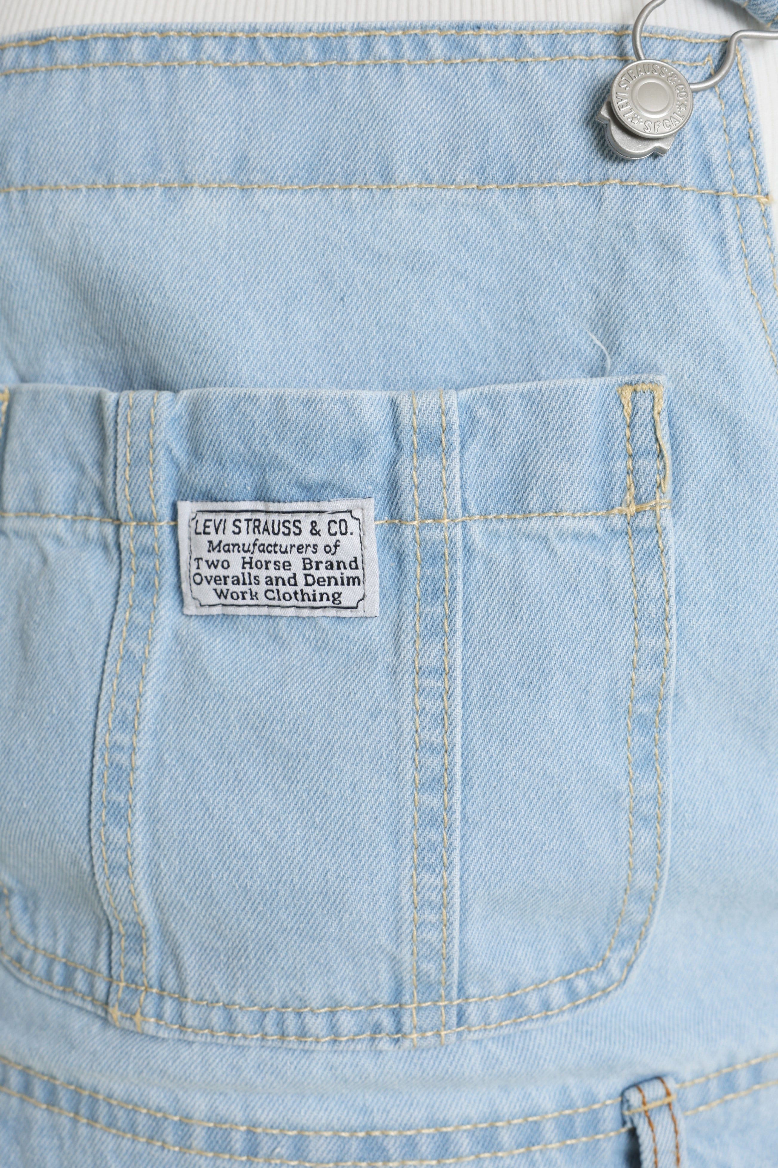 Jeans Latzhose - Wow Me Over