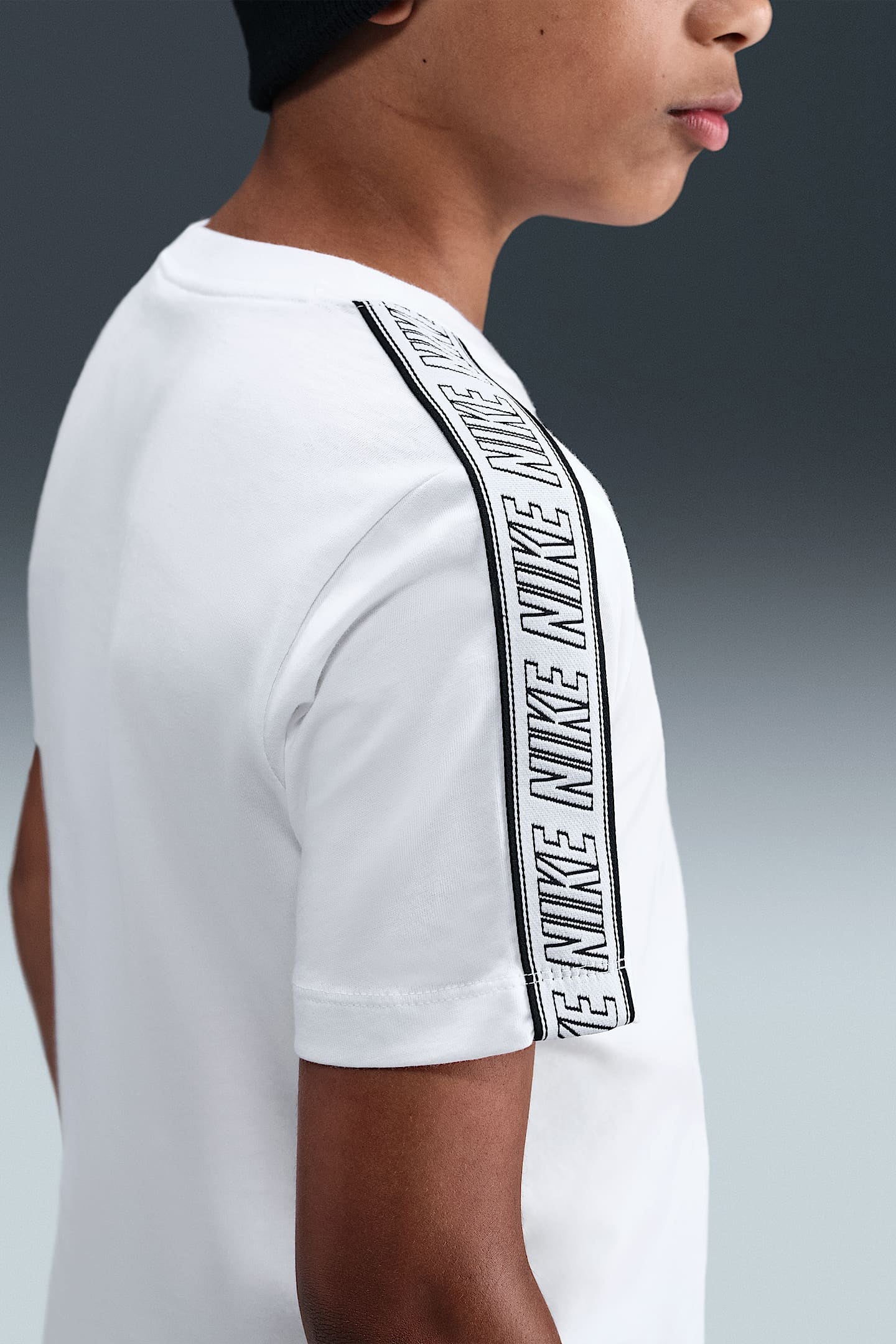 T-Shirt - White