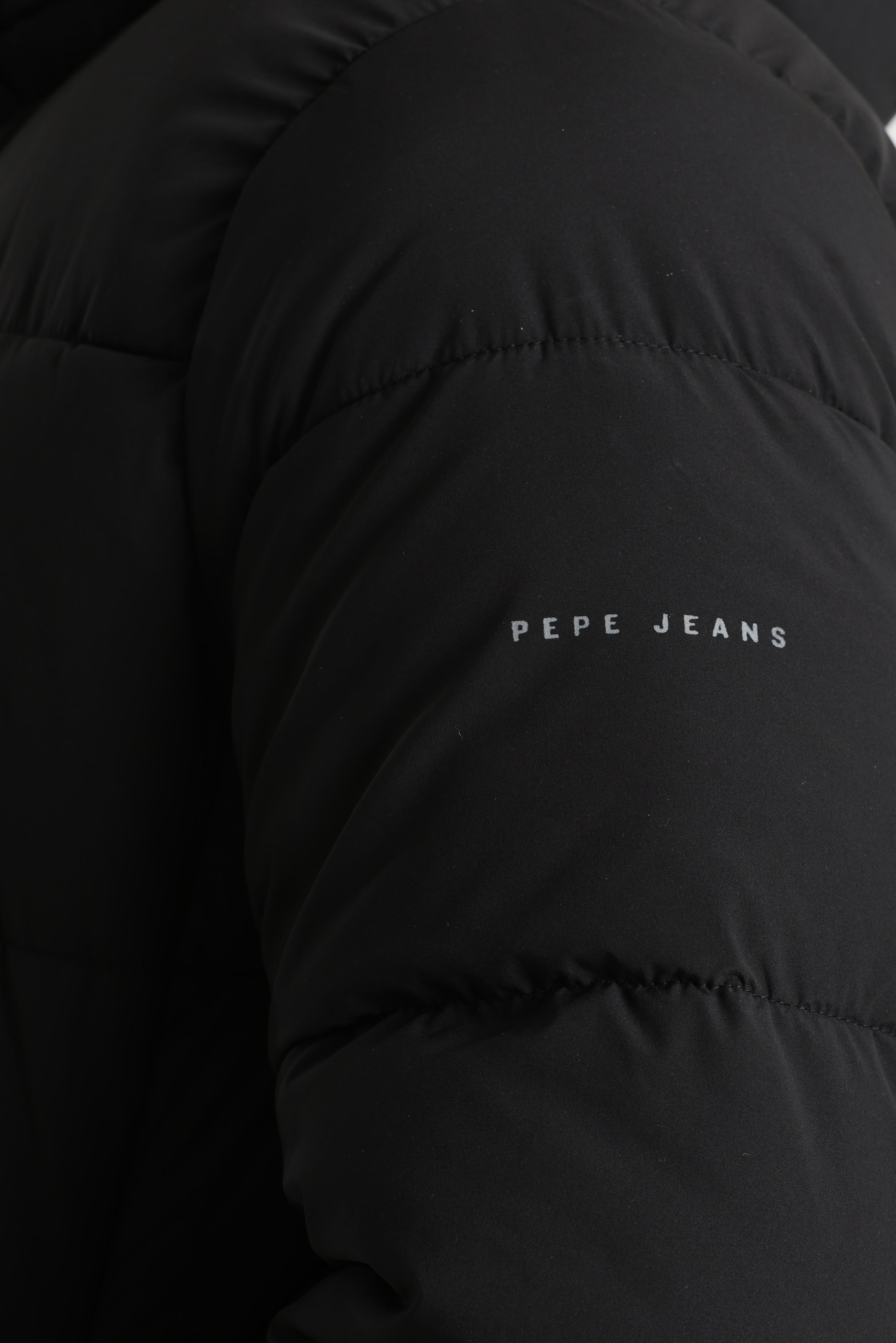 Jobias Pufferjacke - Black