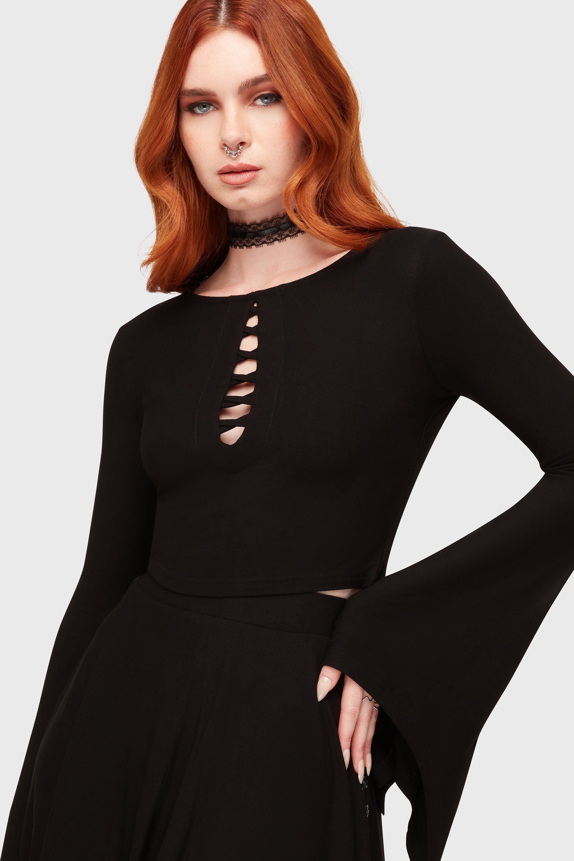 Liliths Lust Crop Langarmshirt - Black