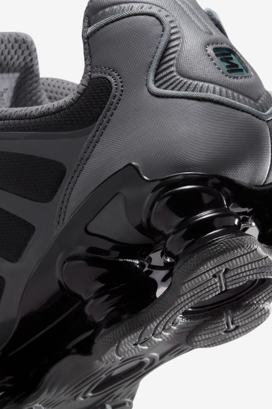 Shox TL Sneaker - Iron Grey + Black