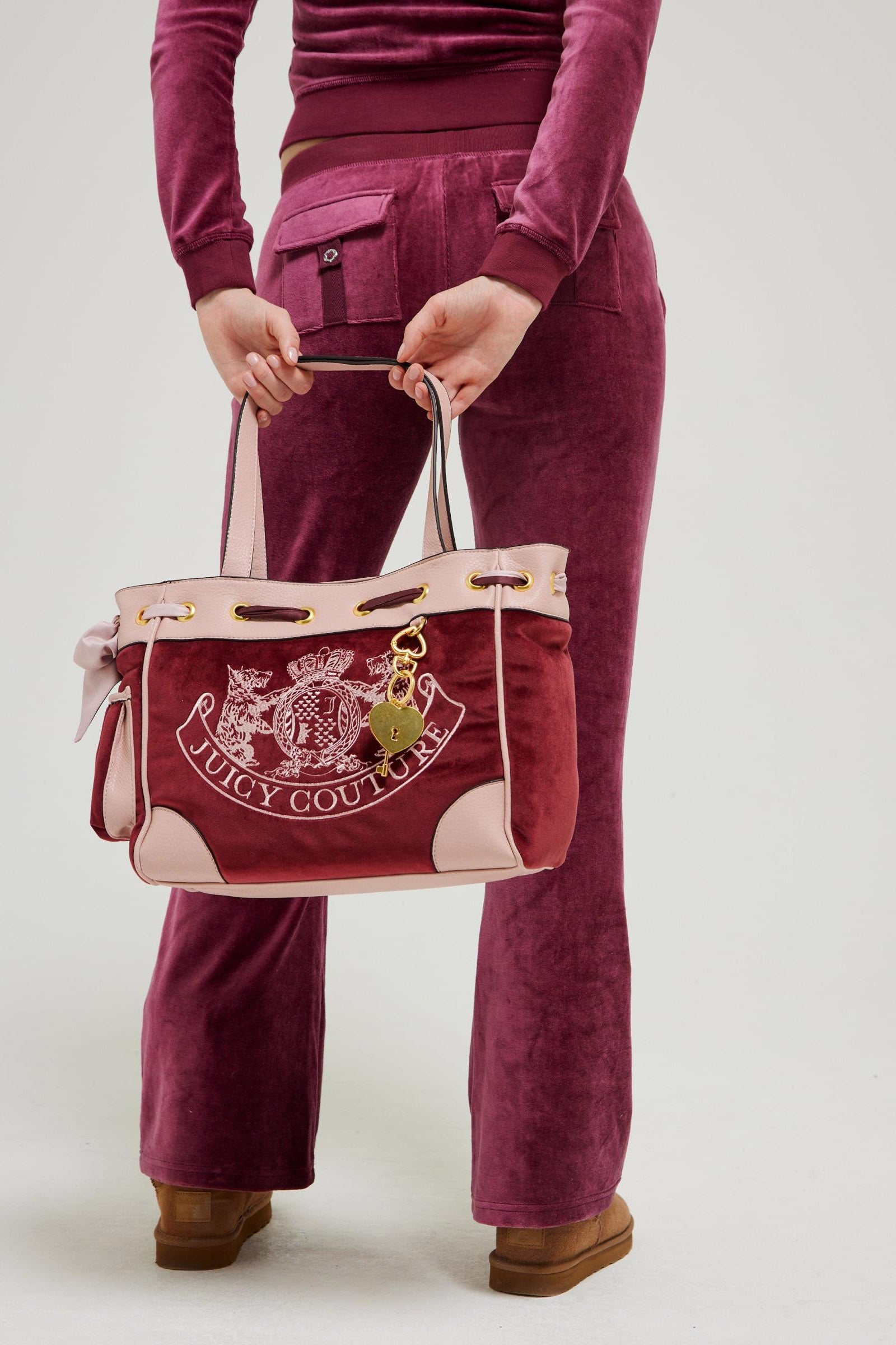 Daydreamer Samt Shopper - Red + Pink