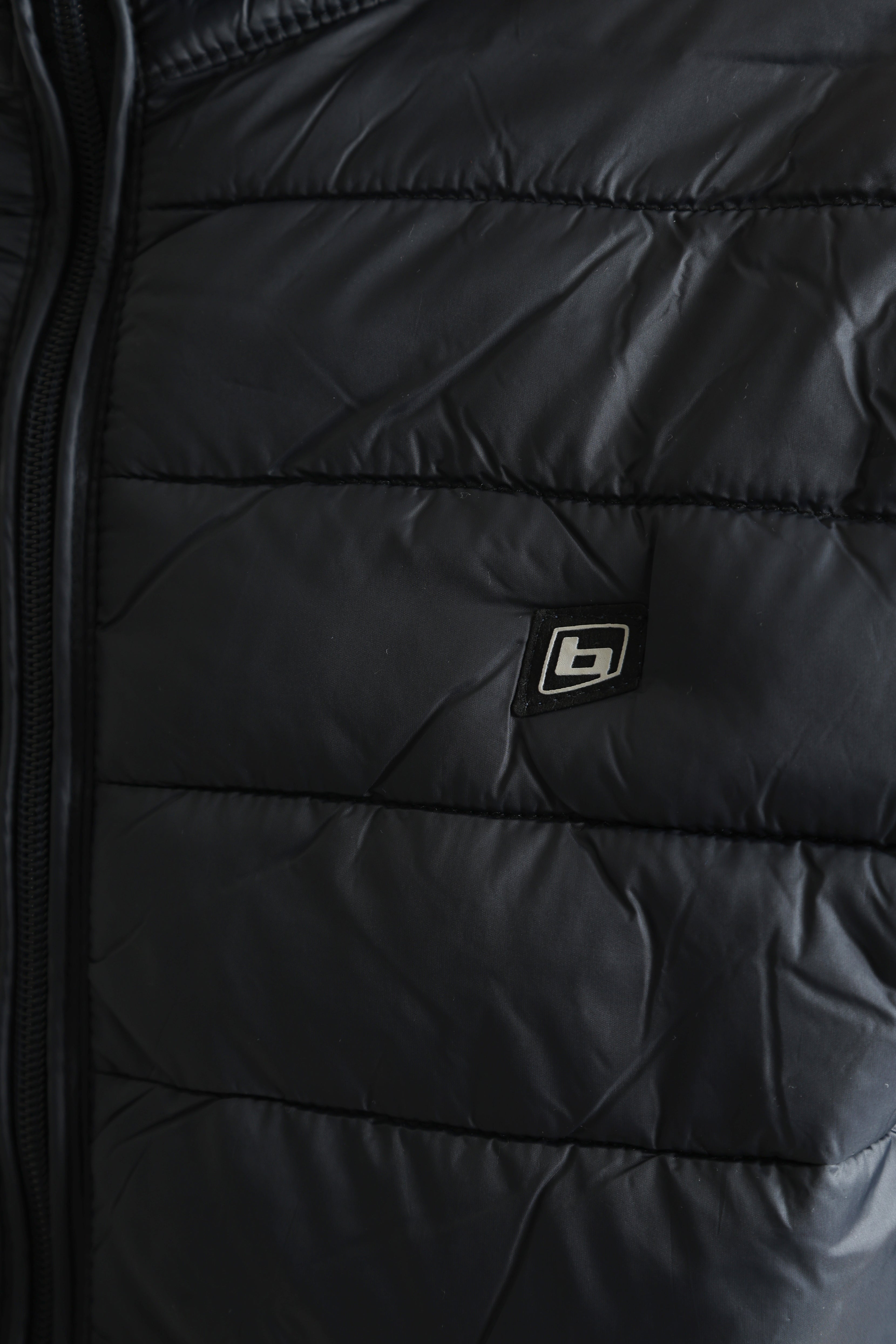 BHROMSEY gesteppte Jacke - Black
