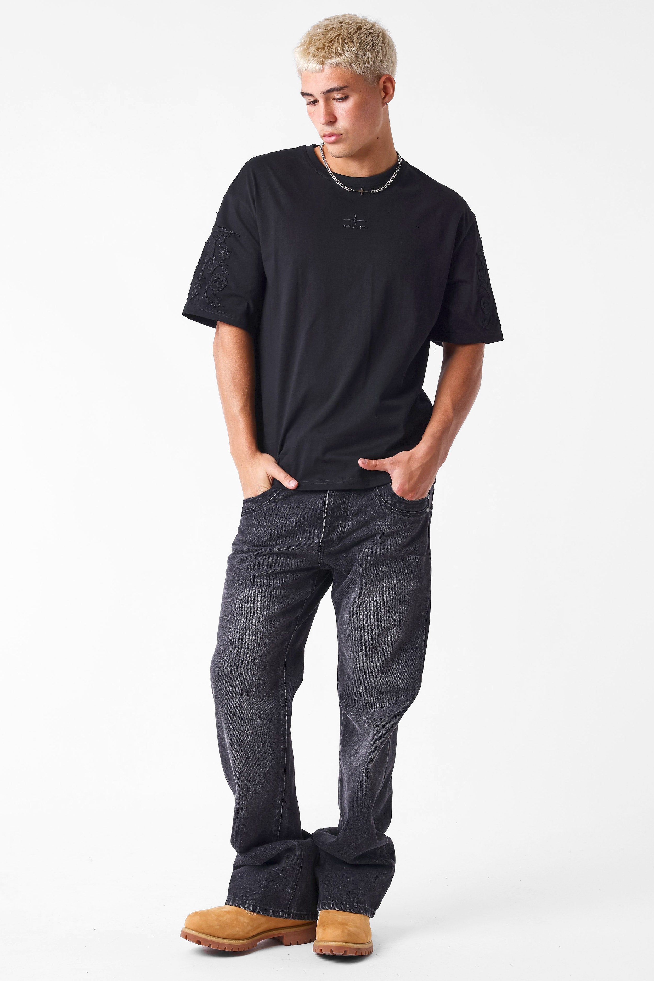 T-Shirt - Black