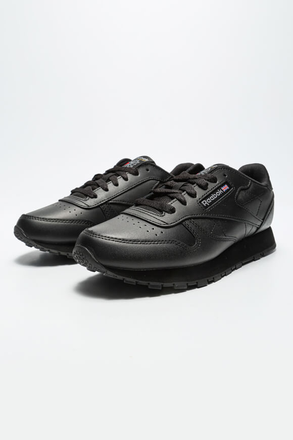 Classic Leather Sneaker - Core Black