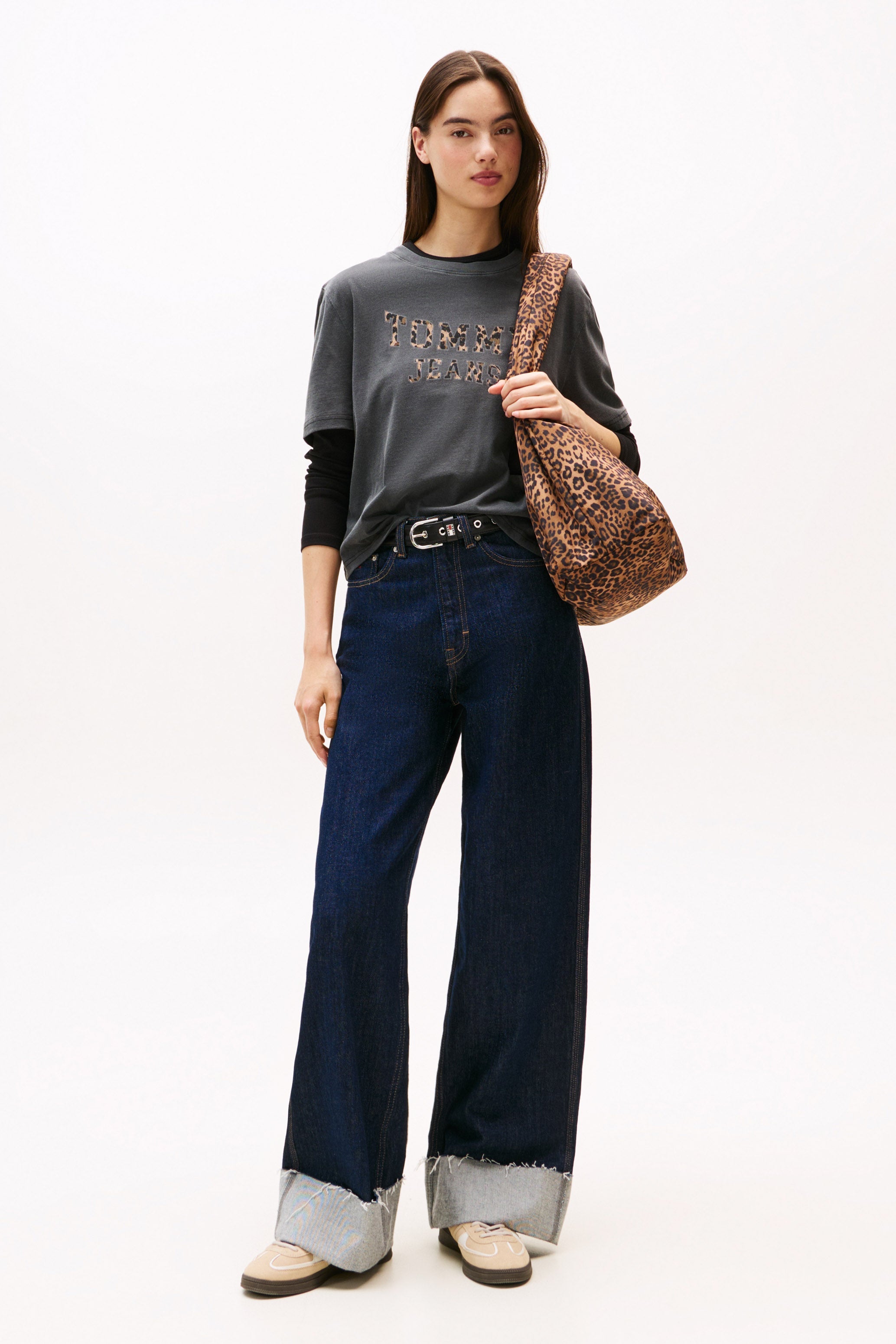 T-Shirt - Black Washed